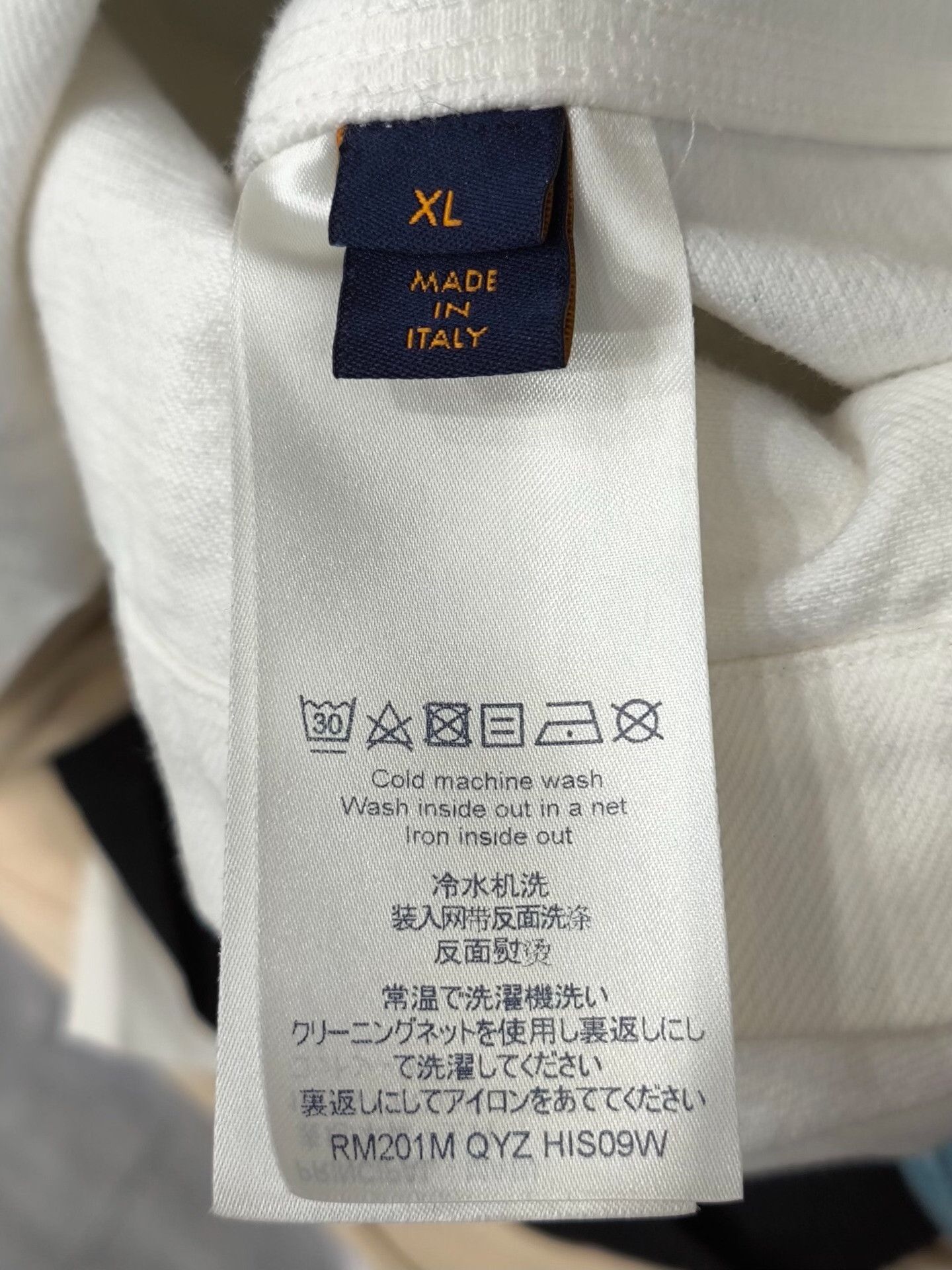 Louis Vuitton Louis Vuitton Collab White Shirt xl Men Size US XL / EU 56 / 4 - 6 Thumbnail