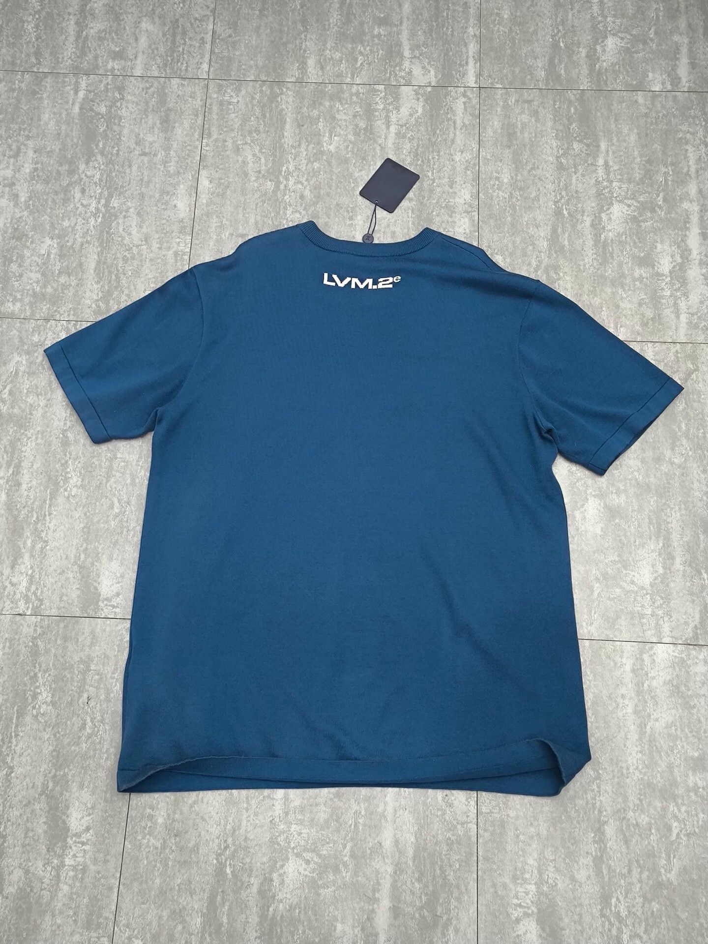 Louis Vuitton Louis Vuitton Retro Blue T-Shirt m Men Size US M / EU 48-50 / 2 - 2 Thumbnail