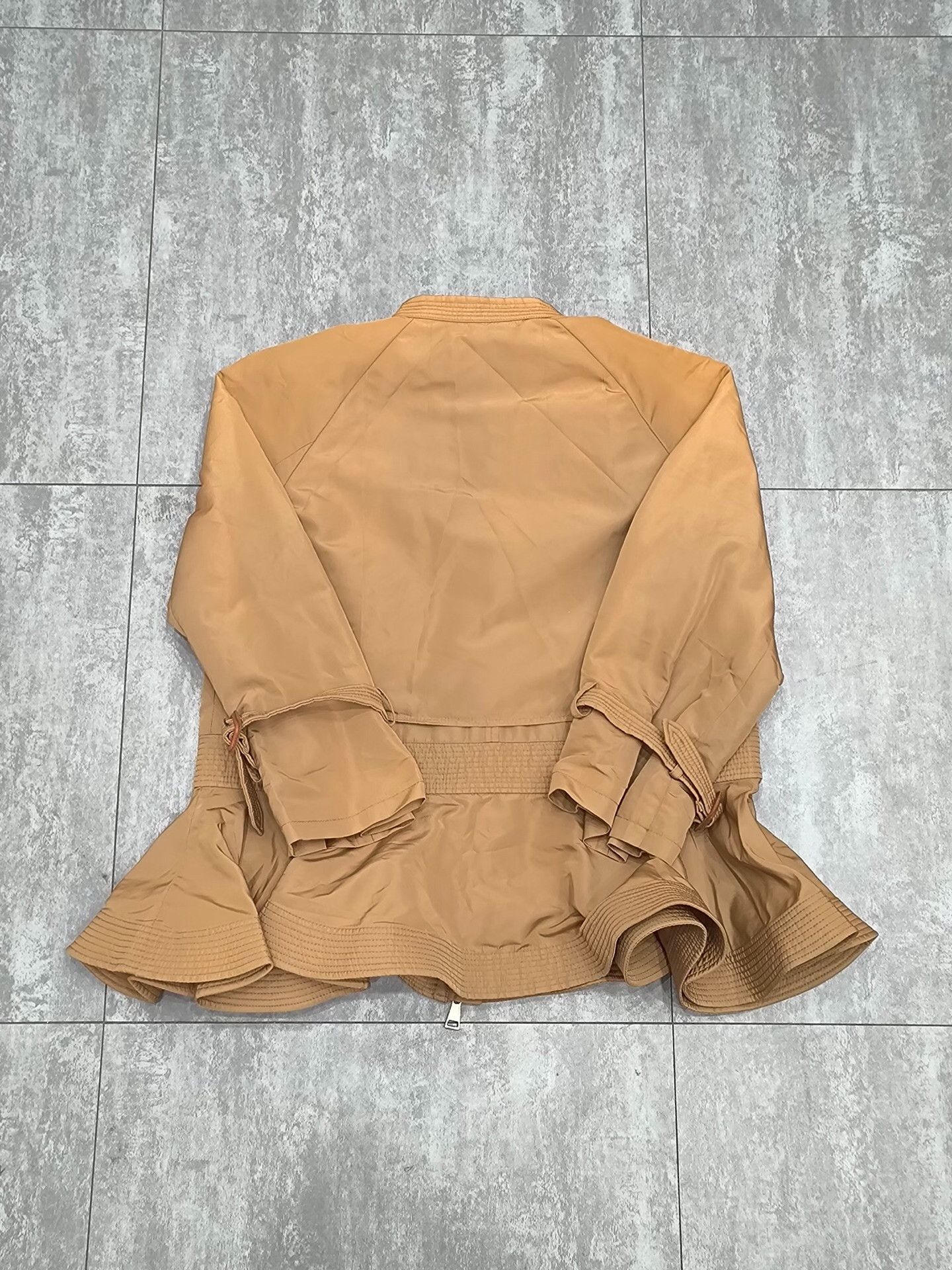 Moncler Moncler Beige Jacket S Women Size S / US 4 / IT 40 - 2 Thumbnail