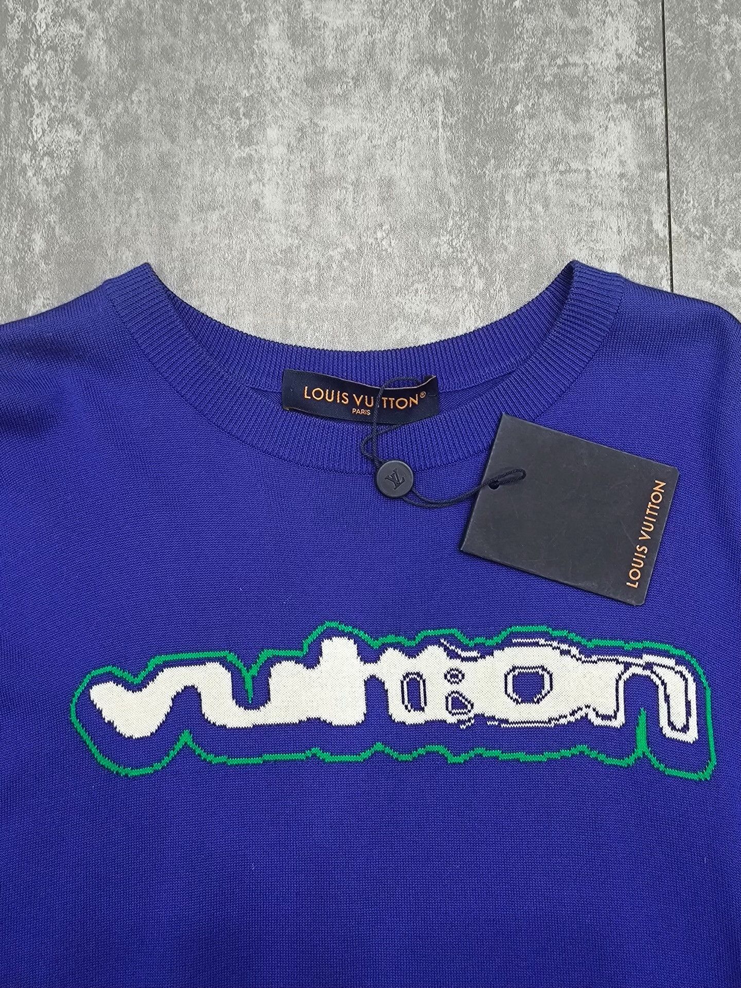 Louis Vuitton Louis Vuitton Blue T-Shirt l Men Size US L / EU 52-54 / 3 - 3 Thumbnail