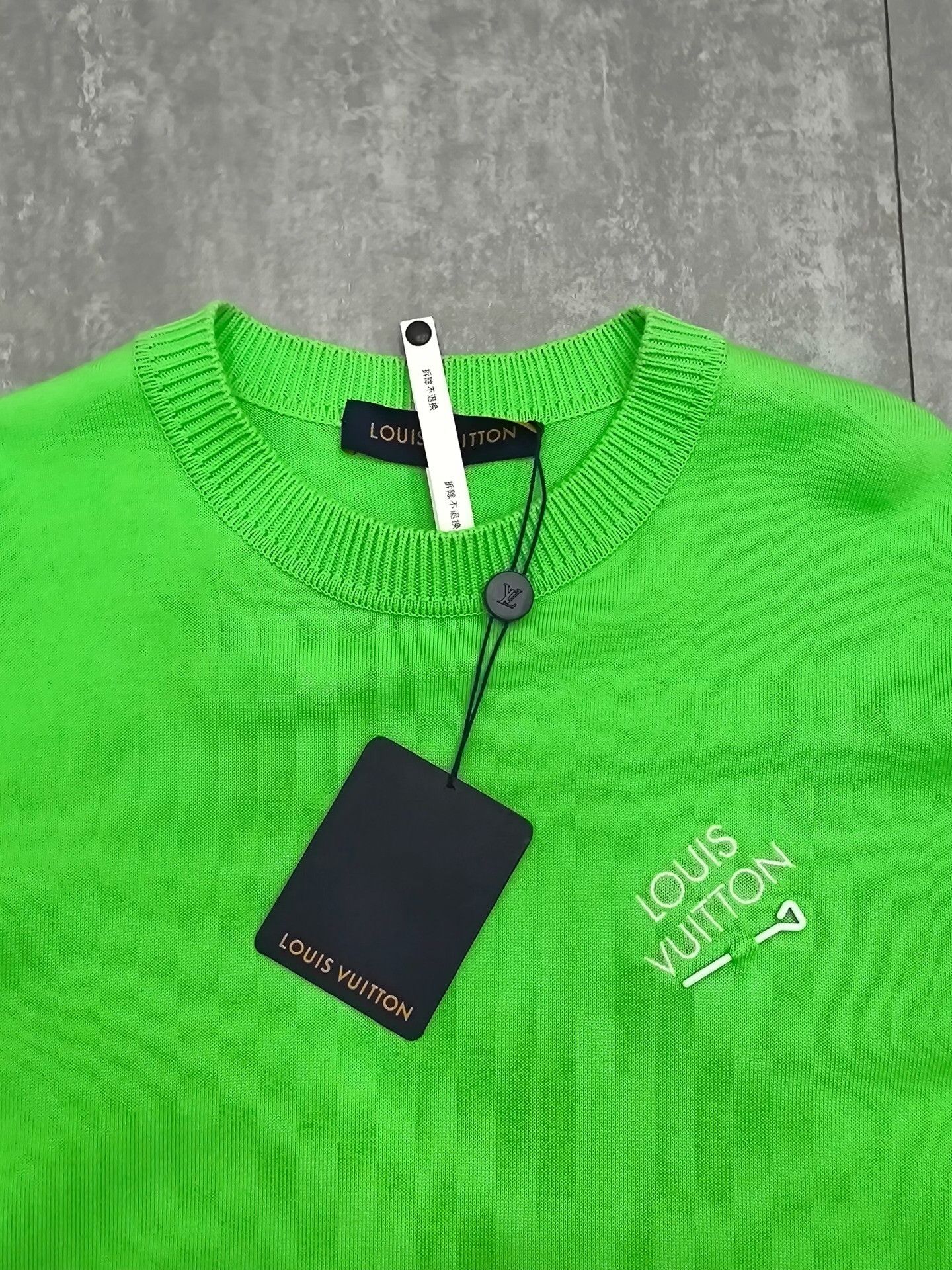 Louis Vuitton Louis Vuitton Knit Green T-Shirt s Men Size US S / EU 44-46 / 1 - 3 Thumbnail