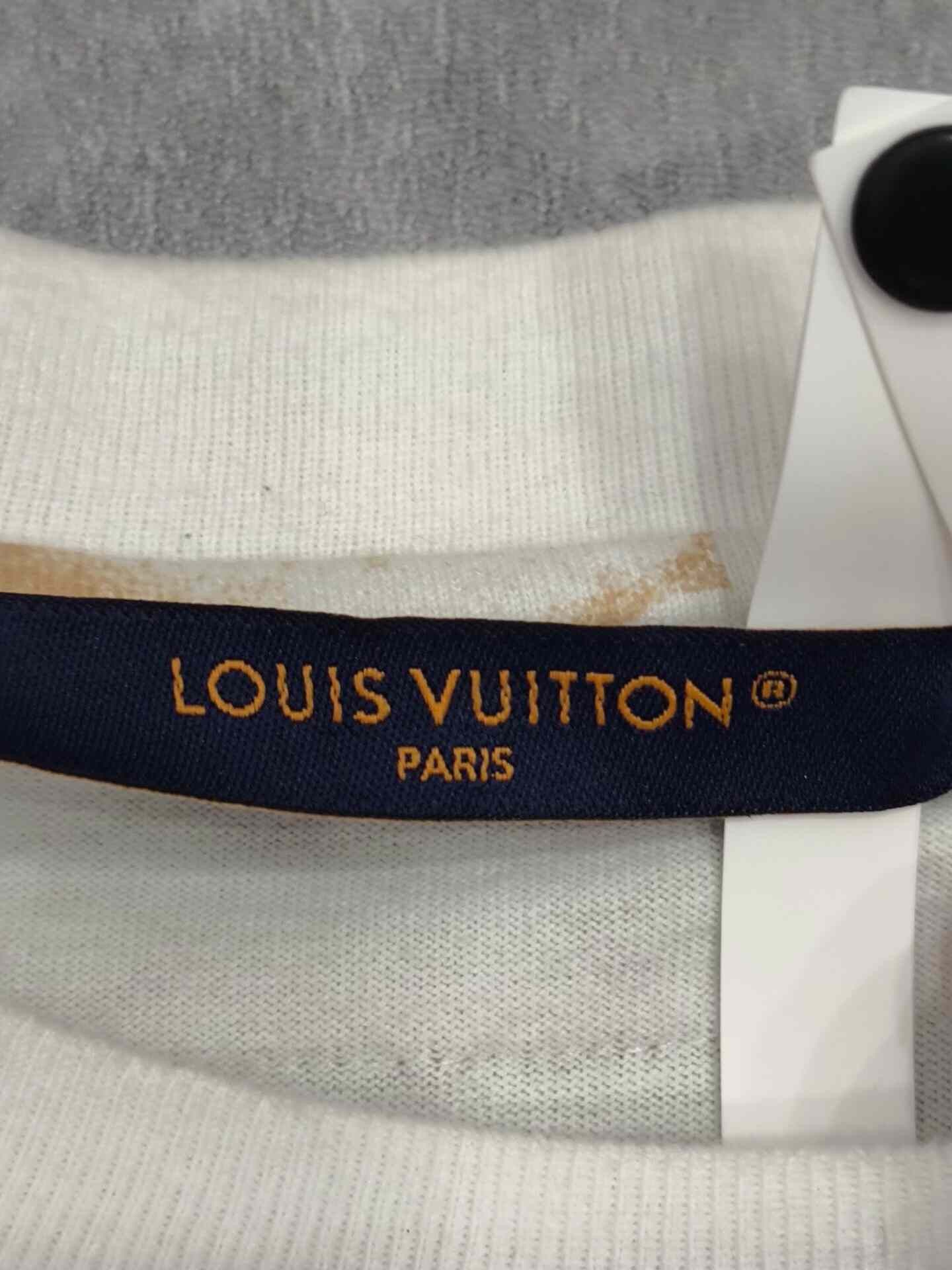 Louis Vuitton Louis Vuitton Collab T-Shirt s Men Size US S / EU 44-46 / 1 - 4 Thumbnail