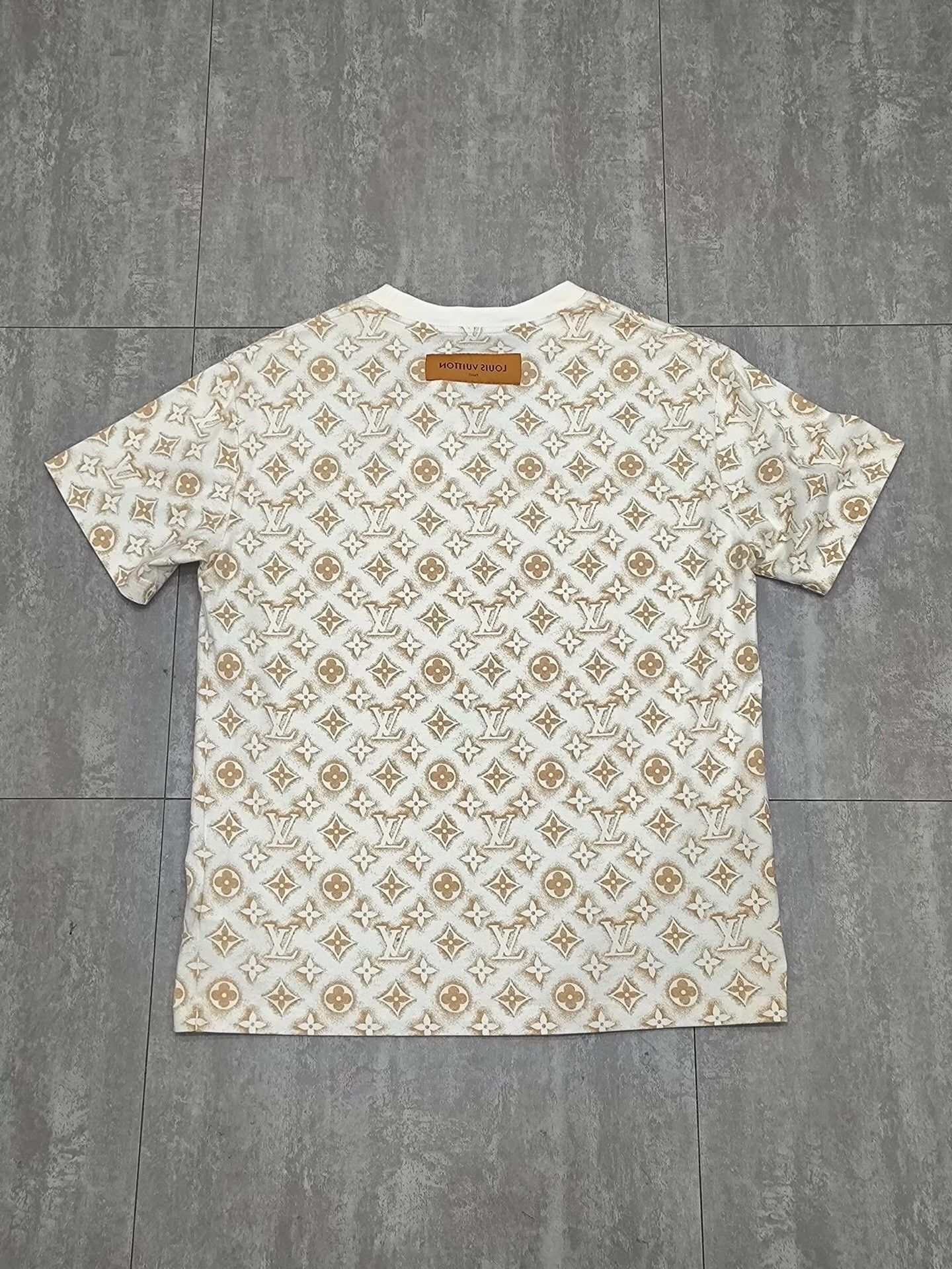 Louis Vuitton Louis Vuitton Collab T-Shirt s Men Size US S / EU 44-46 / 1 - 2 Thumbnail