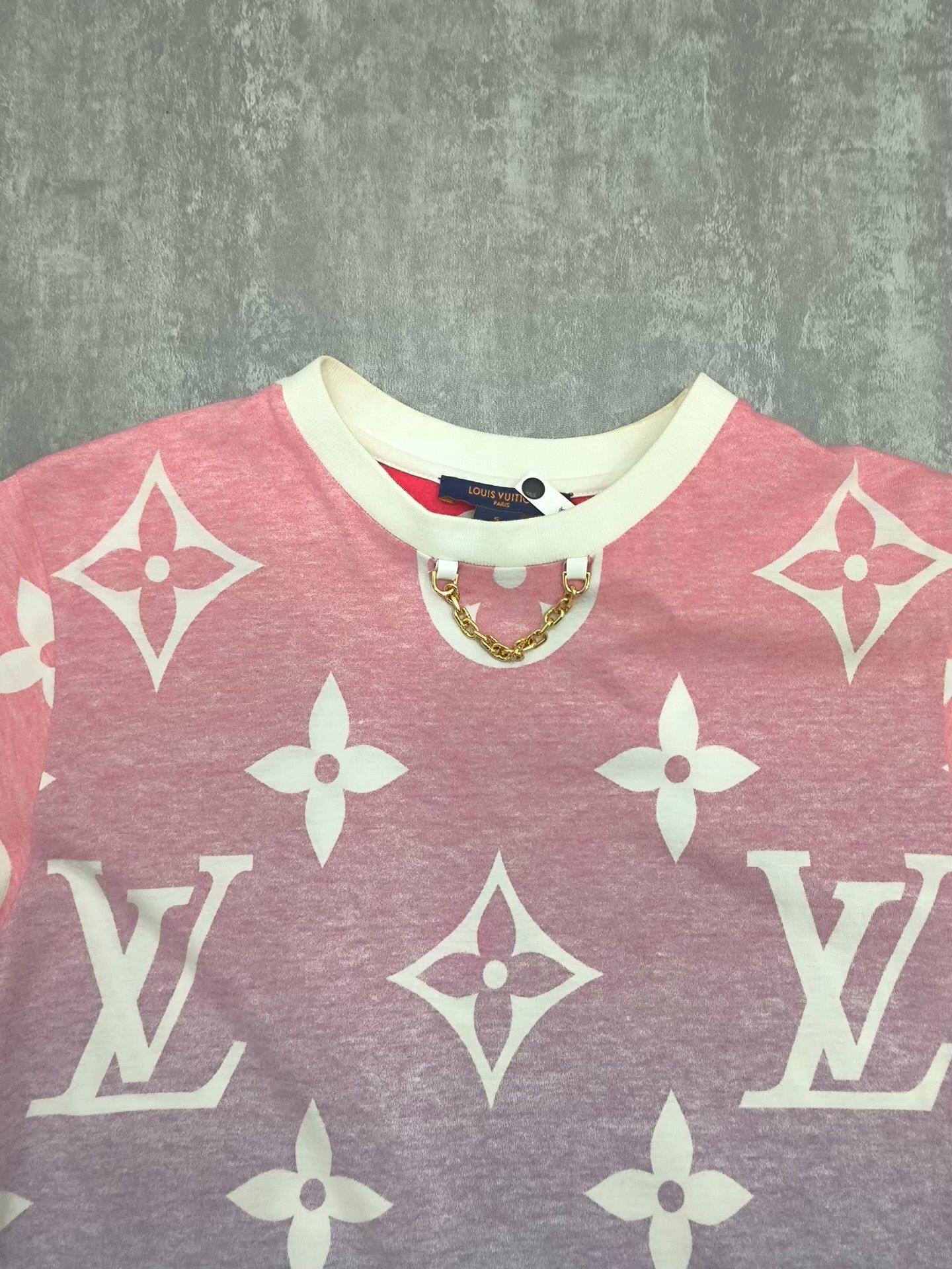 Louis Vuitton Louis Vuitton Tie-Dye Gradient Multi T-Shirt s Men Size US S / EU 44-46 / 1 - 3 Thumbnail