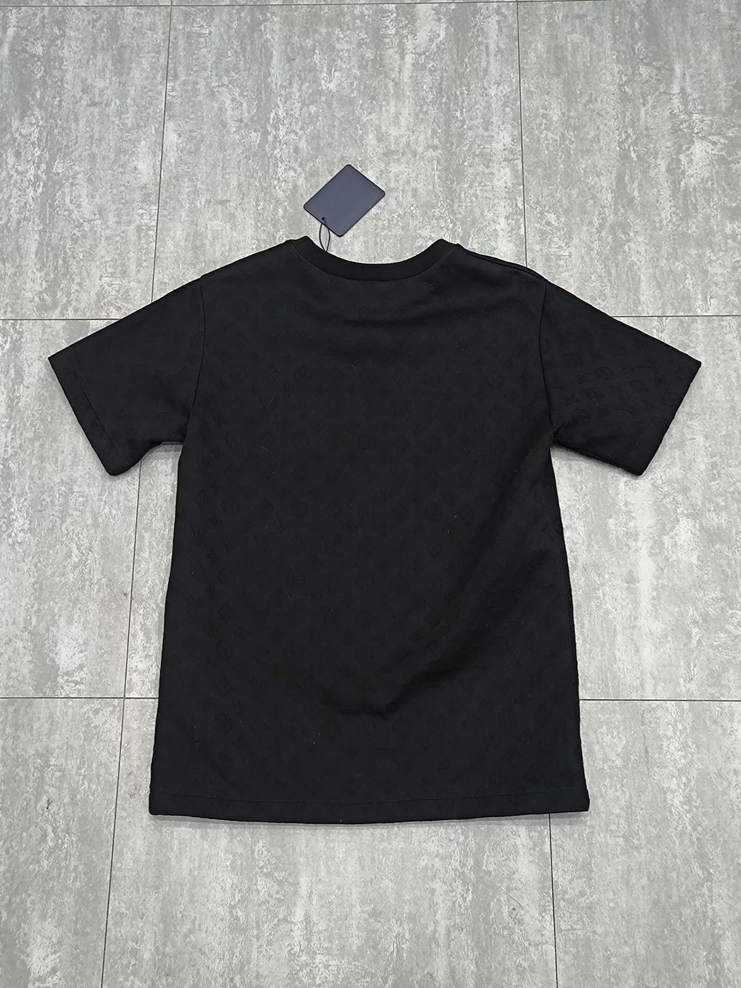 Louis Vuitton Louis Vuitton Black T-Shirt xxs Men Size US XXS / EU 40 - 2 Thumbnail