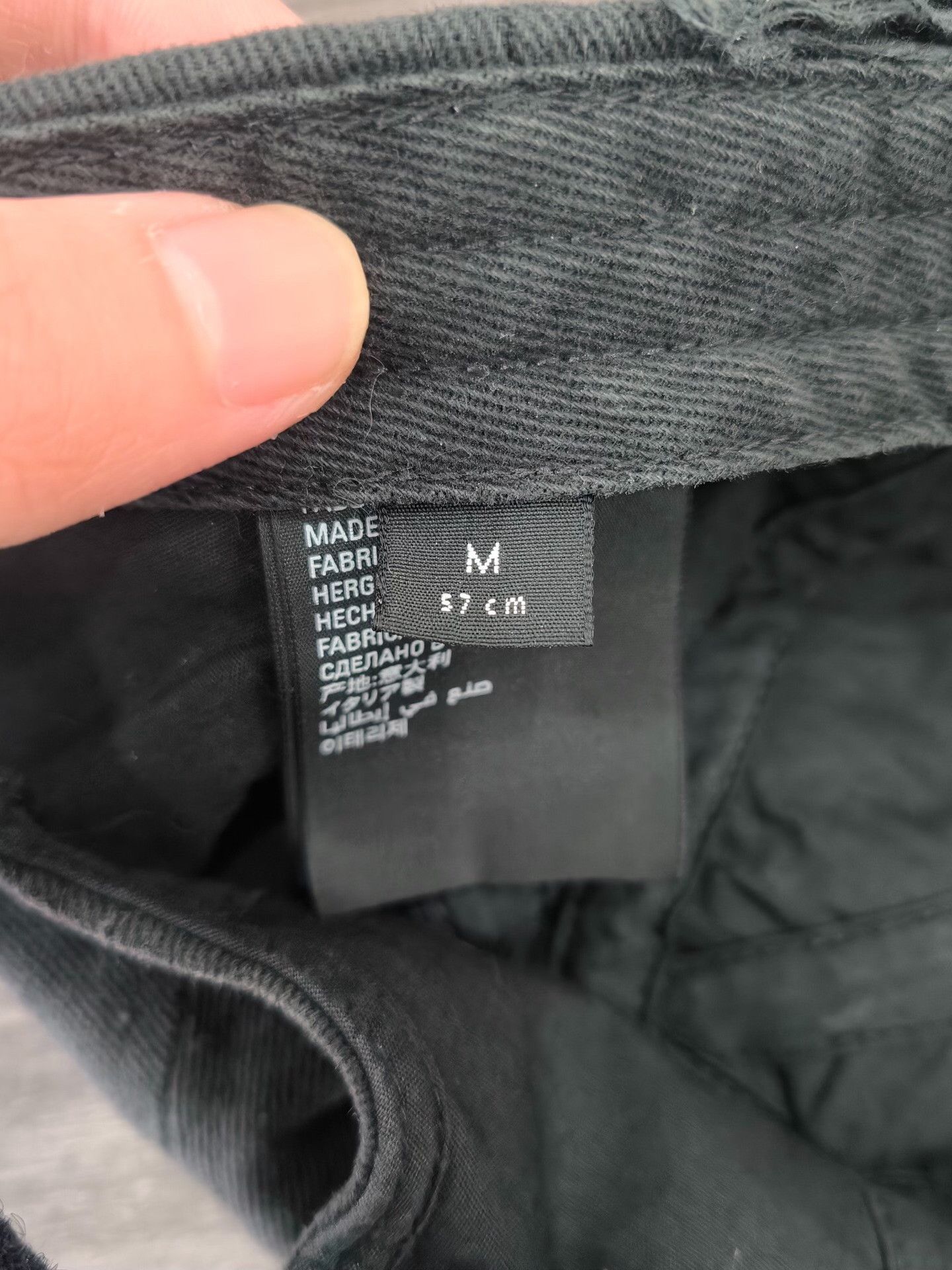 Balenciaga Balenciaga Distressed Black Hat one size Men Size ONE SIZE - 5 Thumbnail