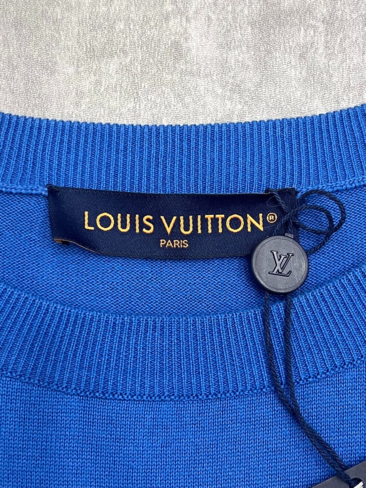 Louis Vuitton Louis Vuitton Knit Blue T-Shirt xxl Men Size US XXL / EU 58 / 5 - 4 Thumbnail