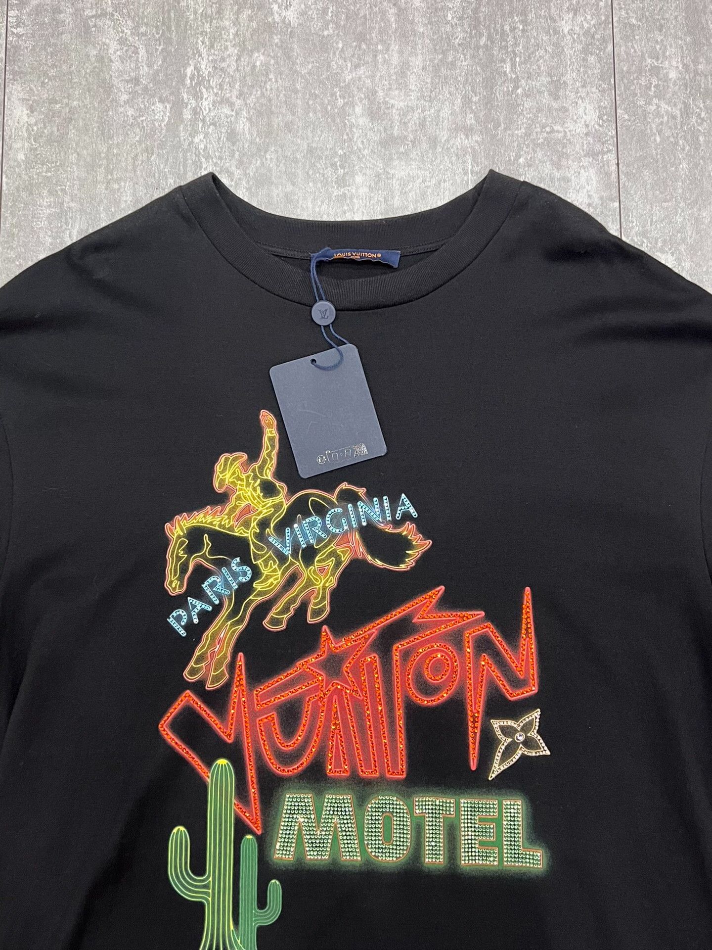Louis Vuitton Louis Vuitton T-Shirt xxl Men Size US XXL / EU 58 / 5 - 3 Thumbnail