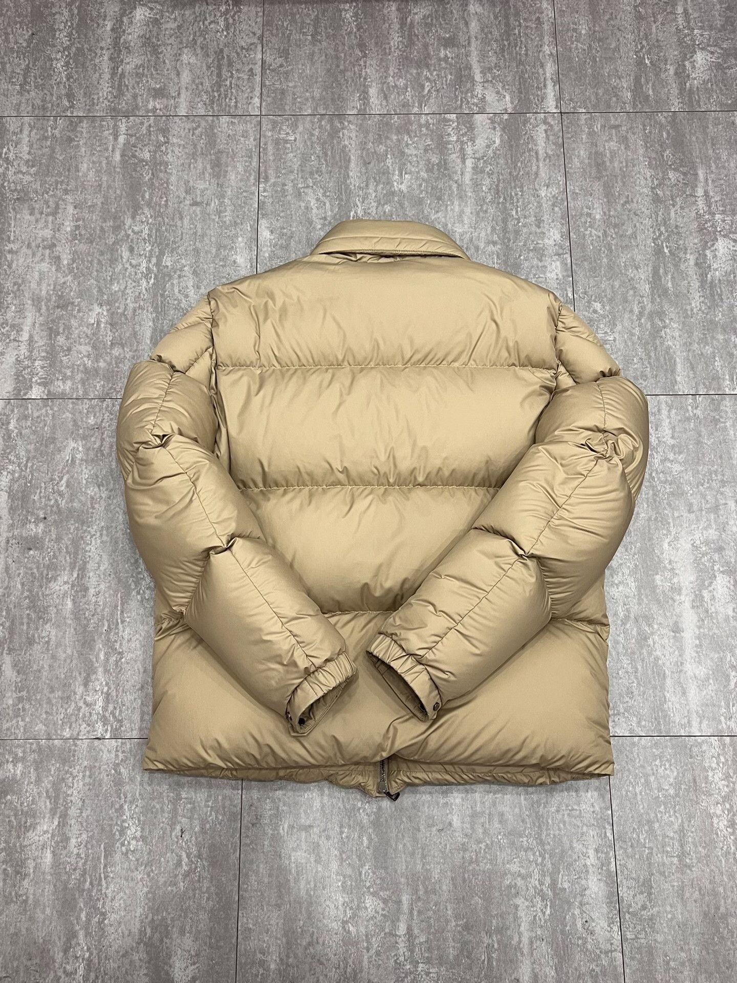 Moncler Moncler Down Heavy Coat m Men Size US M / EU 48-50 / 2 - 2 Thumbnail