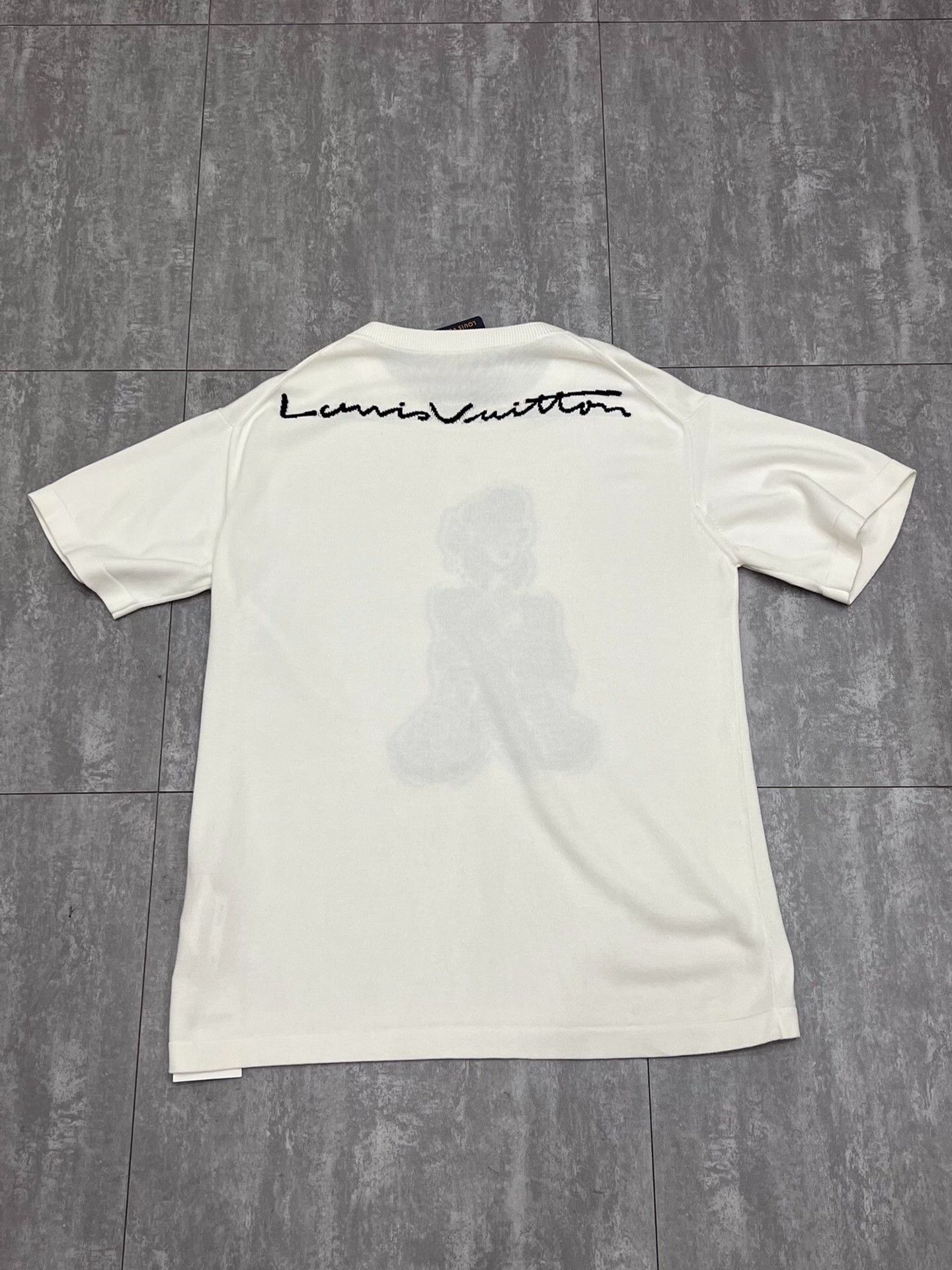 Louis Vuitton Louis Vuitton T-Shirt m Men Size US M / EU 48-50 / 2 - 2 Thumbnail