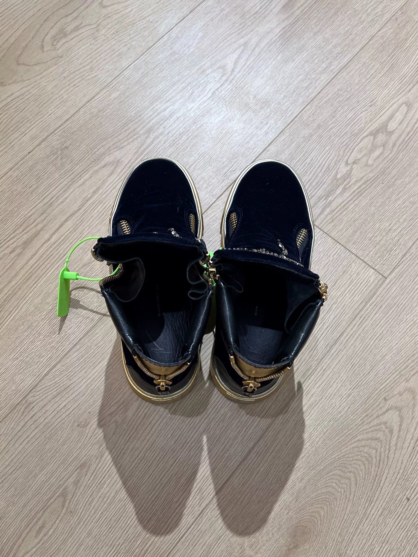 Giuseppe Zanotti Giuseppe Zanotti Velvet Gold Hitop Sneakers us_6-5 Women Size US 6.5 / IT 36.5 - 2 Thumbnail