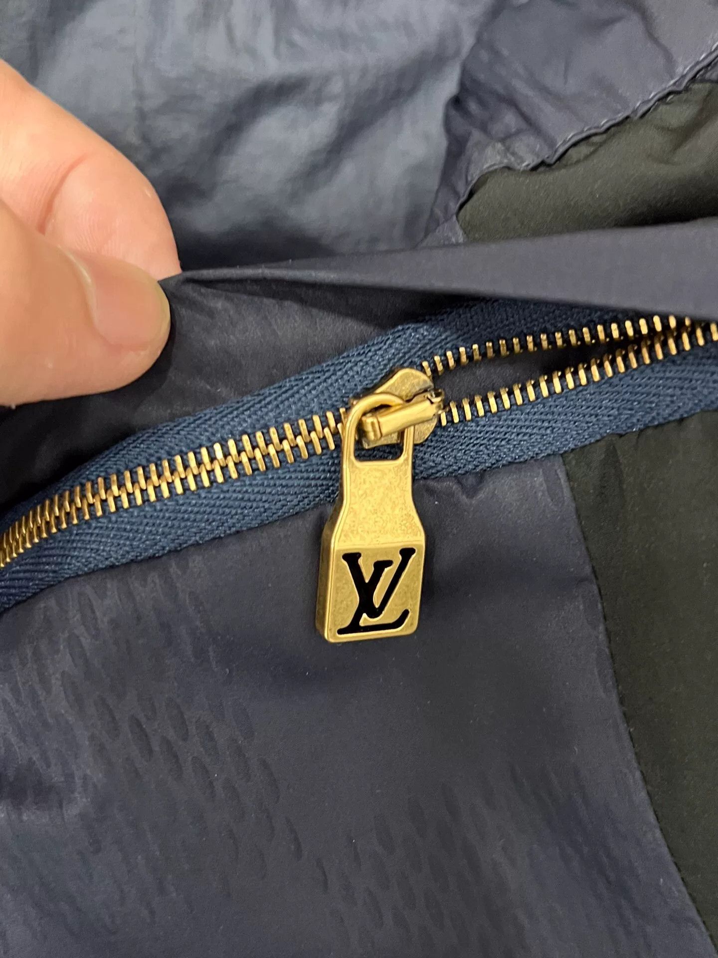 Louis Vuitton Louis Vuitton Casual Casual Pants 32 Men Size US 32 / EU 48 - 4 Thumbnail