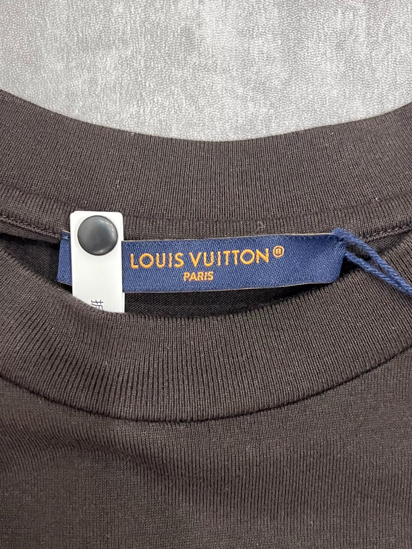 Louis Vuitton Louis Vuitton Collab T-Shirt s Men Size US S / EU 44-46 / 1 - 4 Thumbnail
