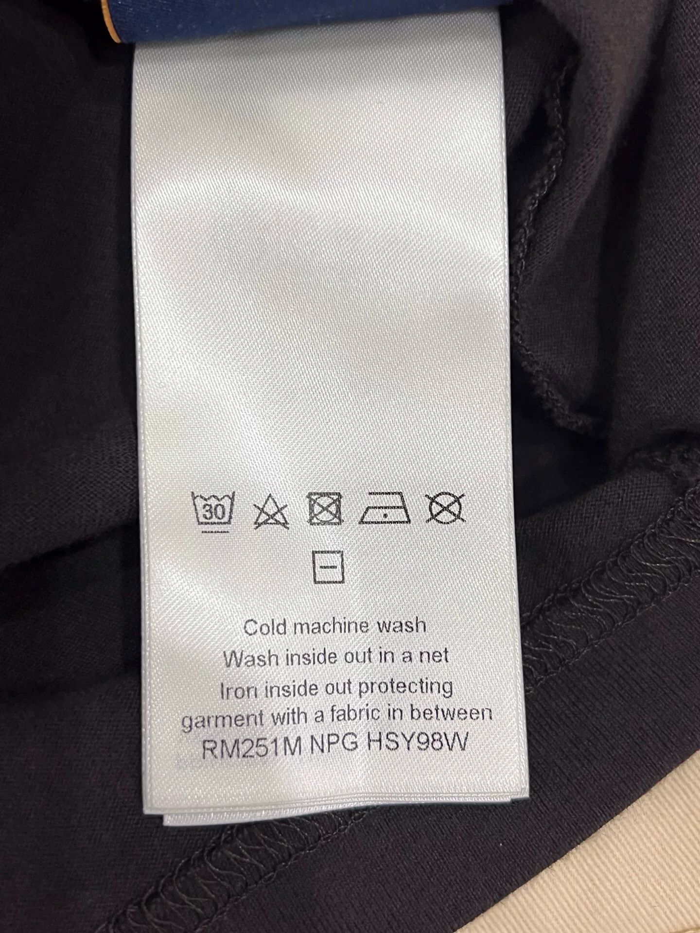 Louis Vuitton Louis Vuitton Collab T-Shirt s Men Size US S / EU 44-46 / 1 - 6 Thumbnail