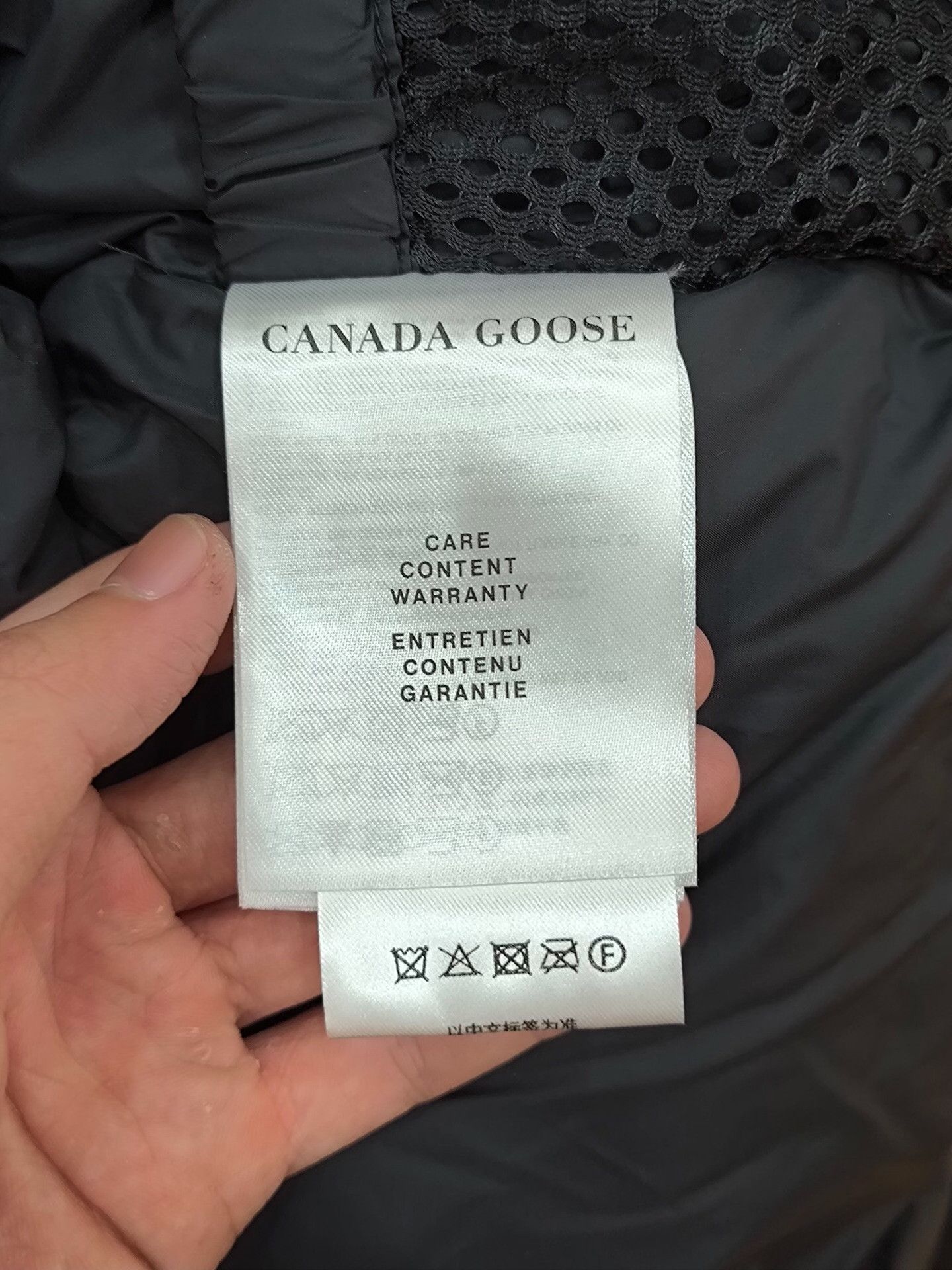 Canada Goose Canada Goose White Heavy Coat l Men Size US L / EU 52-54 / 3 - 7 Thumbnail