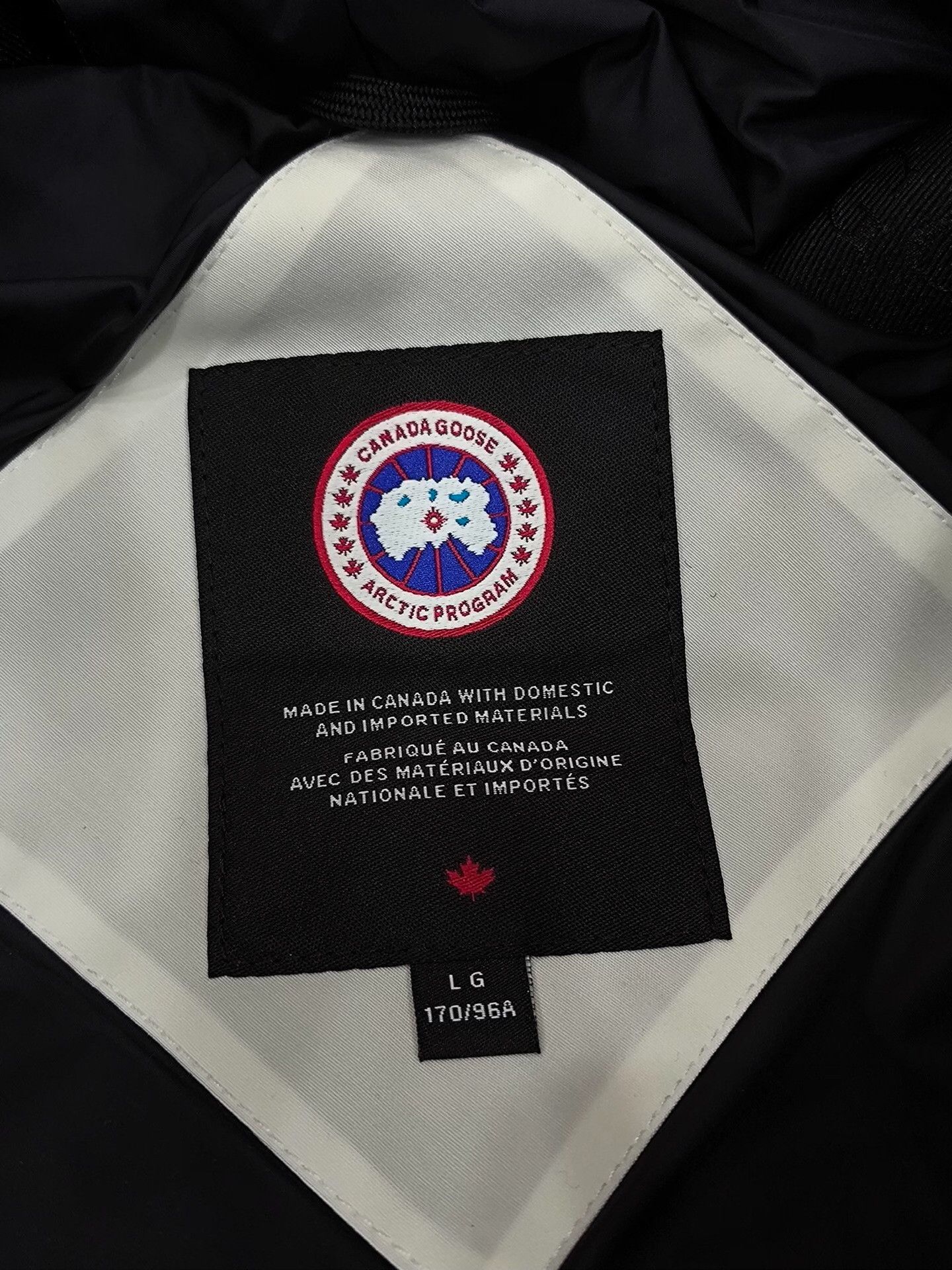 Canada Goose Canada Goose White Heavy Coat l Men Size US L / EU 52-54 / 3 - 5 Thumbnail