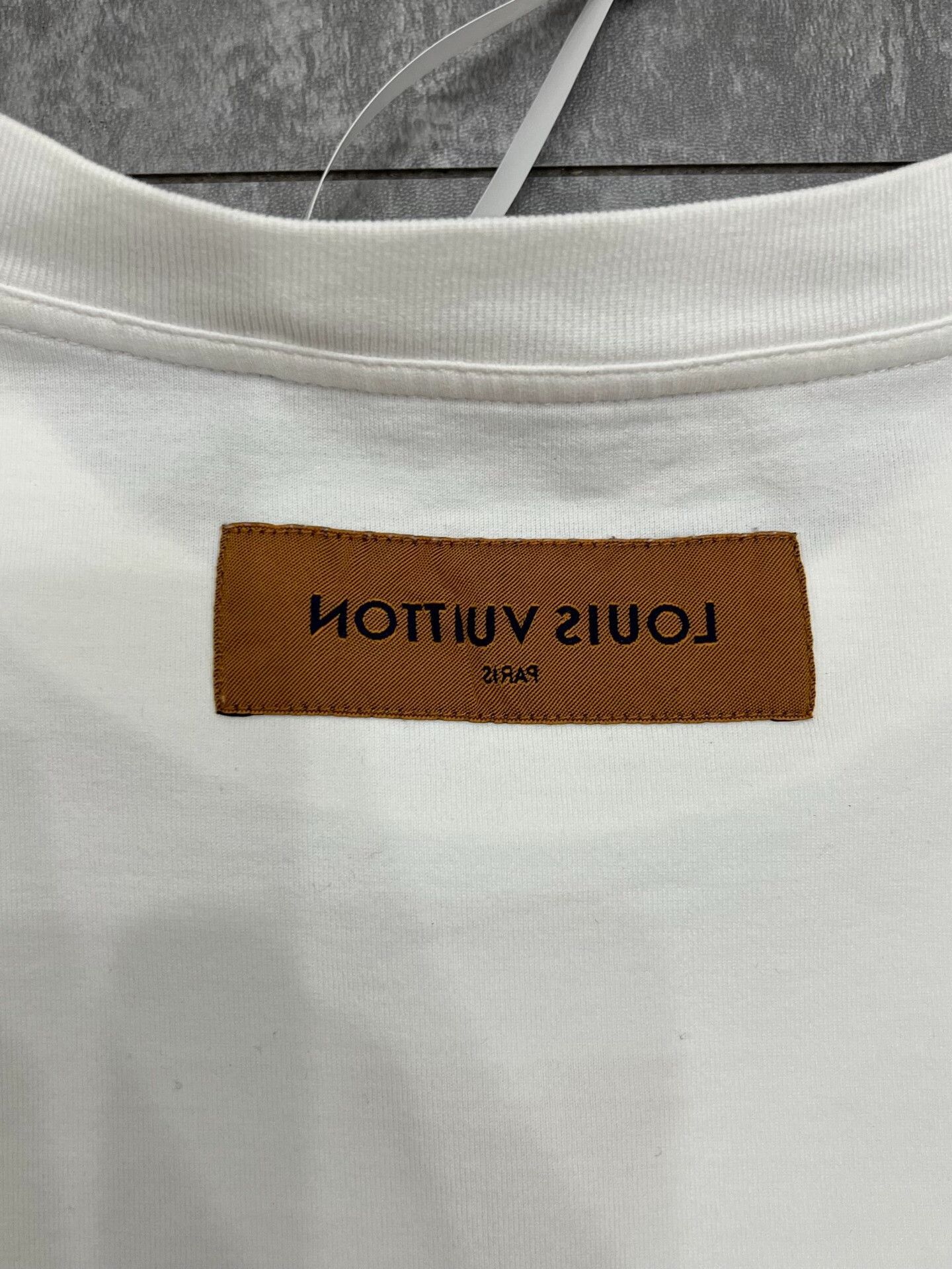Louis Vuitton Louis Vuitton Retro White T-Shirt xxl Men Size US XXL / EU 58 / 5 - 5 Thumbnail