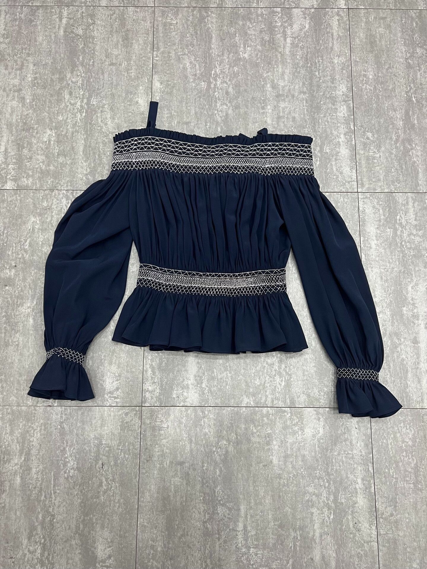 Louis Vuitton Louis Vuitton Blue T-Shirt S Women Size S / US 4 / IT 40 - 2 Thumbnail