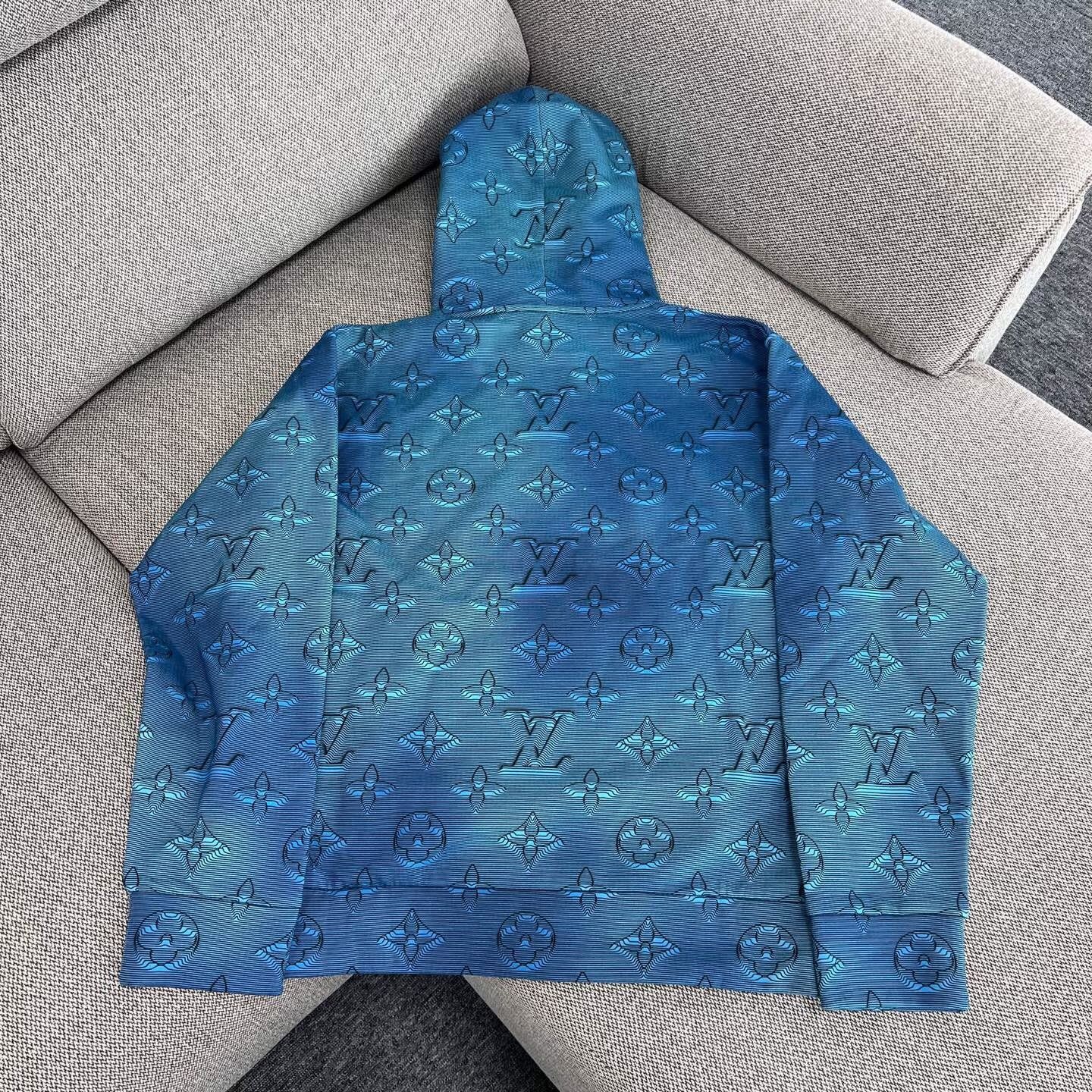 Louis Vuitton Louis Vuitton Retro Blue Hoodie m Men Size US M / EU 48-50 / 2 - 2 Thumbnail