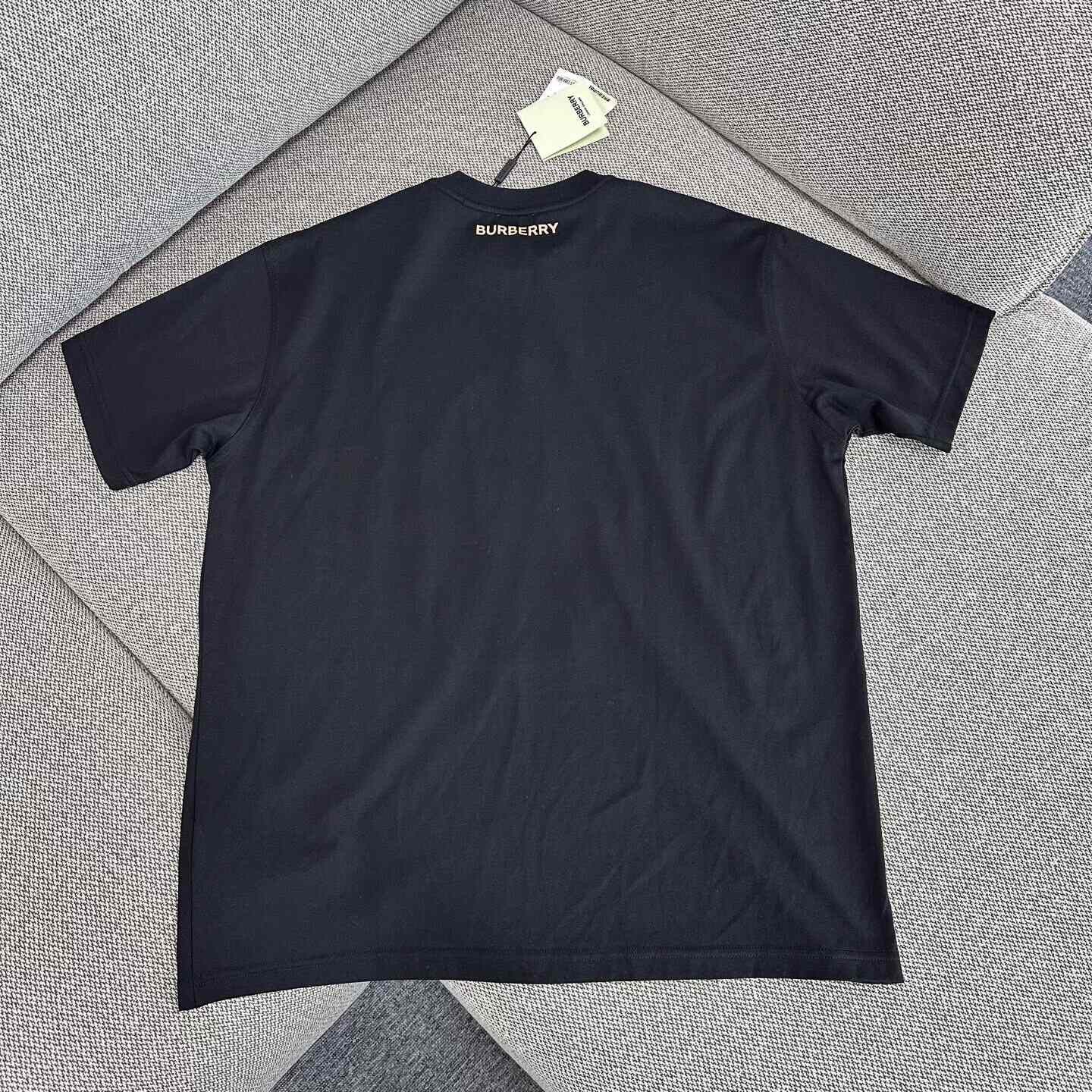 Burberry Burberry Embroidered Oversized T-Shirt s Men Size US S / EU 44-46 / 1 - 2 Thumbnail