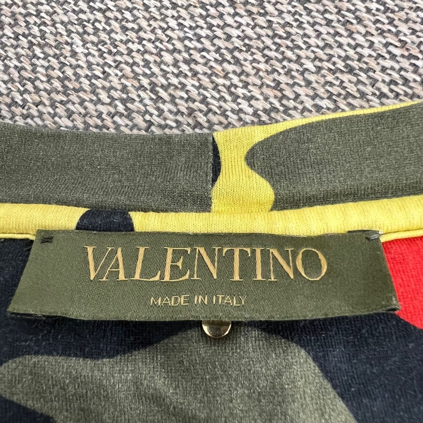 Valentino Valentino Camo T-Shirt S Women Size S / US 4 / IT 40 - 3 Thumbnail