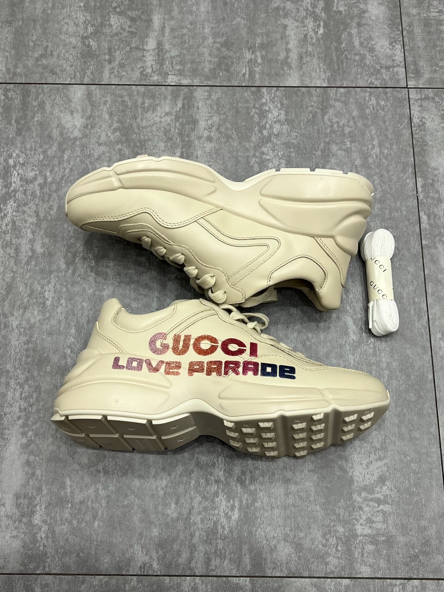 Gucci Gucci Rainbow Multi Lowtop Sneakers us_6 Women Size US 6 / IT 36 - 5 Thumbnail