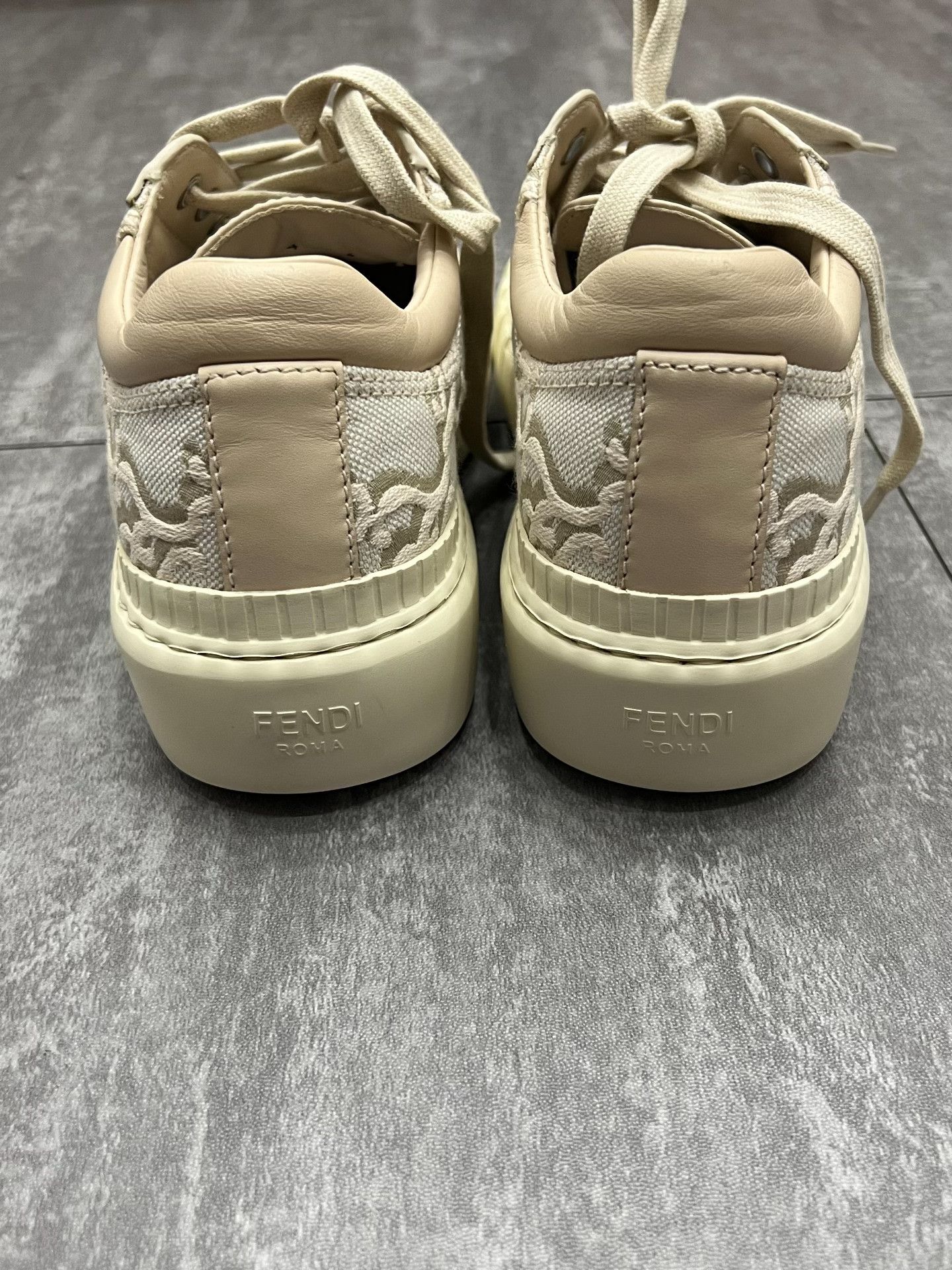 Fendi Fendi Lowtop Sneakers us_6 Women Size US 6 / IT 36 - 5 Thumbnail