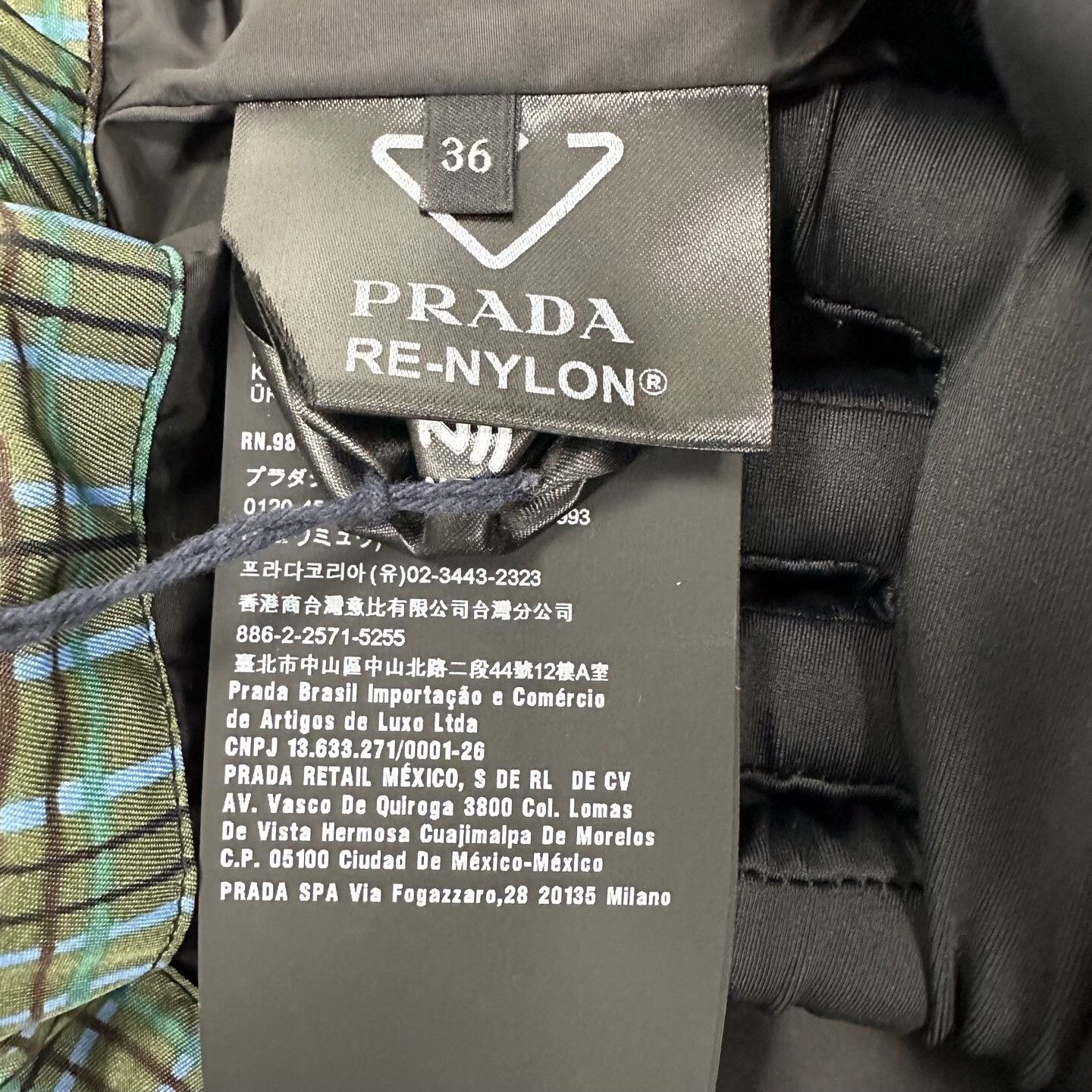 Prada Prada Plaid Cropped Jacket S Women Size S / US 4 / IT 40 - 4 Thumbnail
