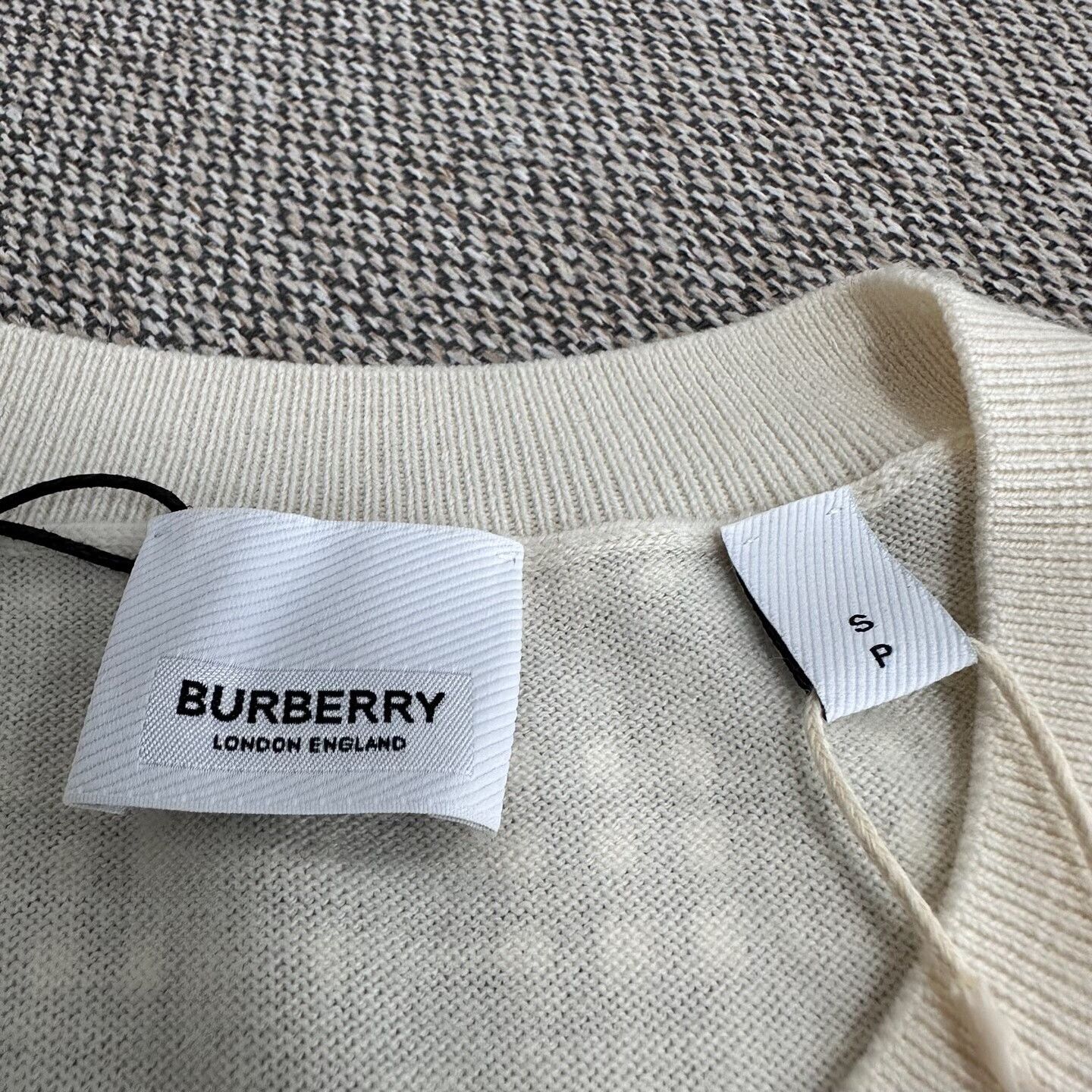 Burberry Burberry Knit Wool Sweater S Women Size S / US 4 / IT 40 - 3 Thumbnail
