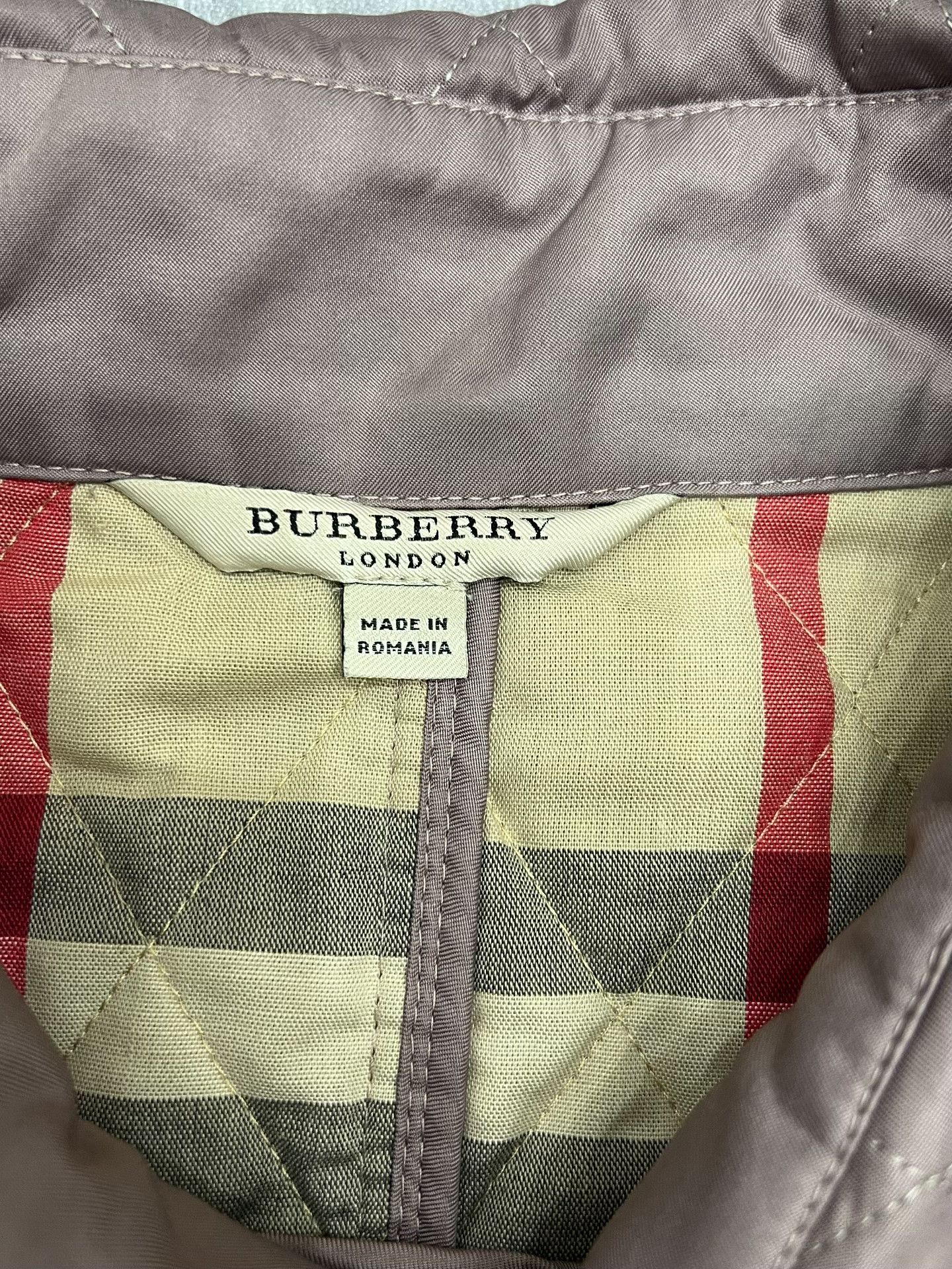 Burberry Burberry Down Down Jacket M Women Size M / US 6-8 / IT 42-44 - 4 Thumbnail