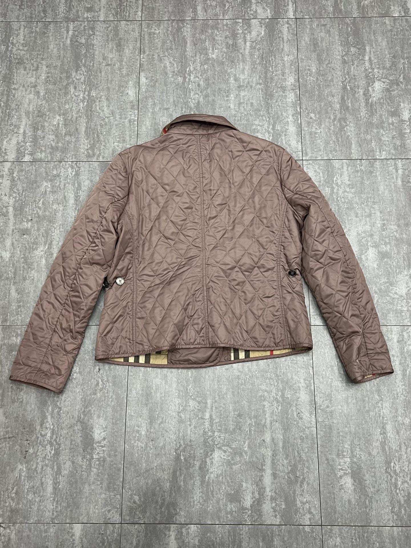 Burberry Burberry Down Down Jacket M Women Size M / US 6-8 / IT 42-44 - 2 Thumbnail