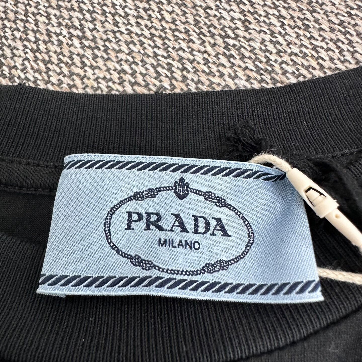 Prada Prada High-Waist Black T-Shirt S Women Size S / US 4 / IT 40 - 3 Thumbnail