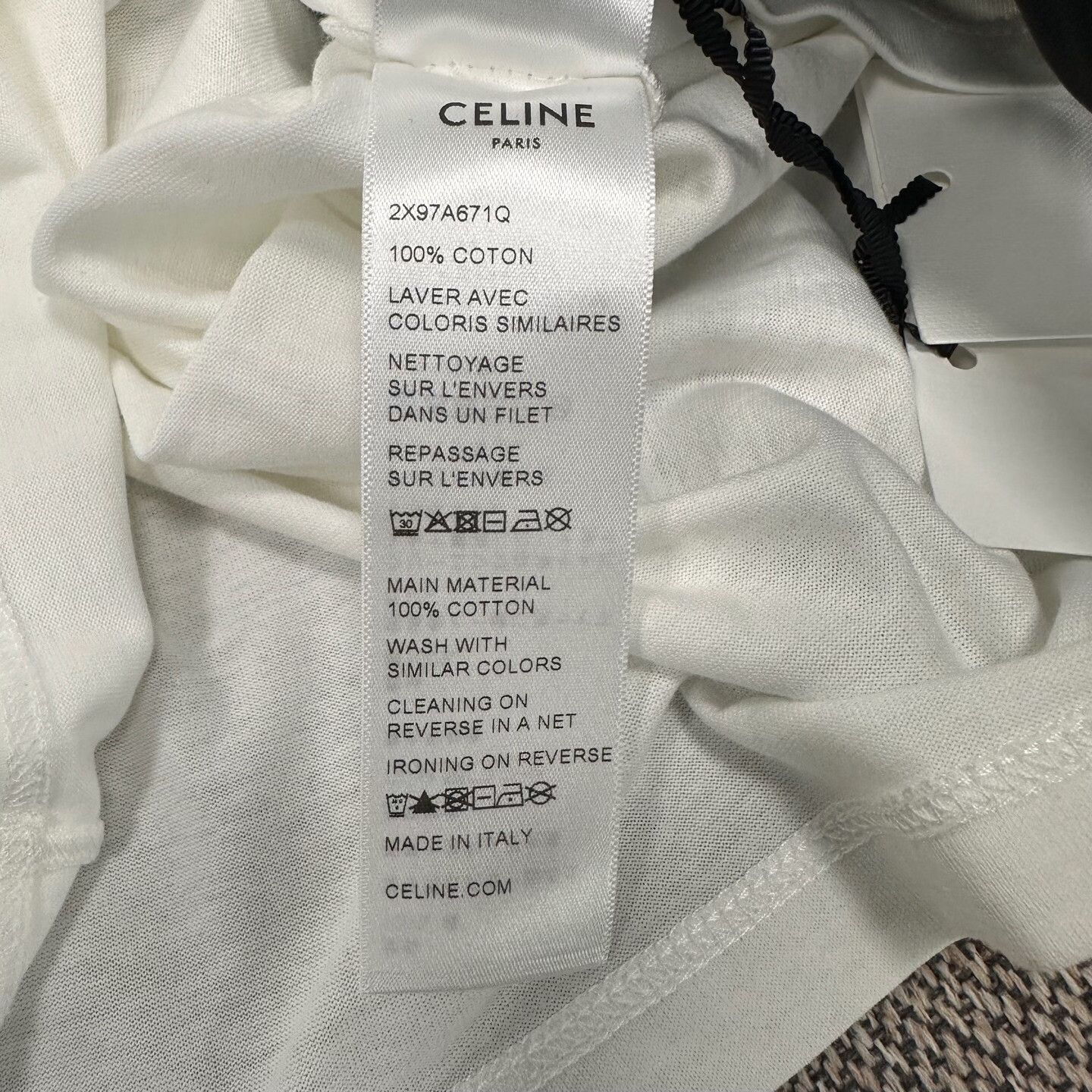 Celine Celine Retro Printed Multi T-Shirt XS Women Size XS / US 0-2 / IT 36-38 - 4 Thumbnail