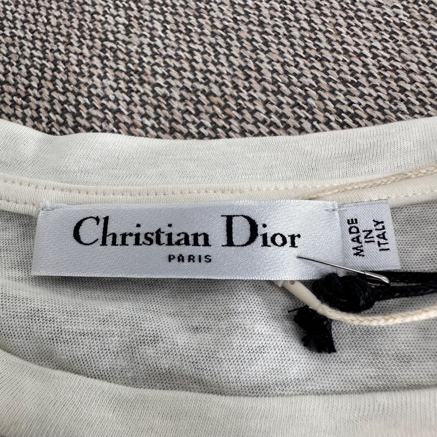 Dior Dior Printed Graphic White T-Shirt S Women Size S / US 4 / IT 40 - 3 Thumbnail