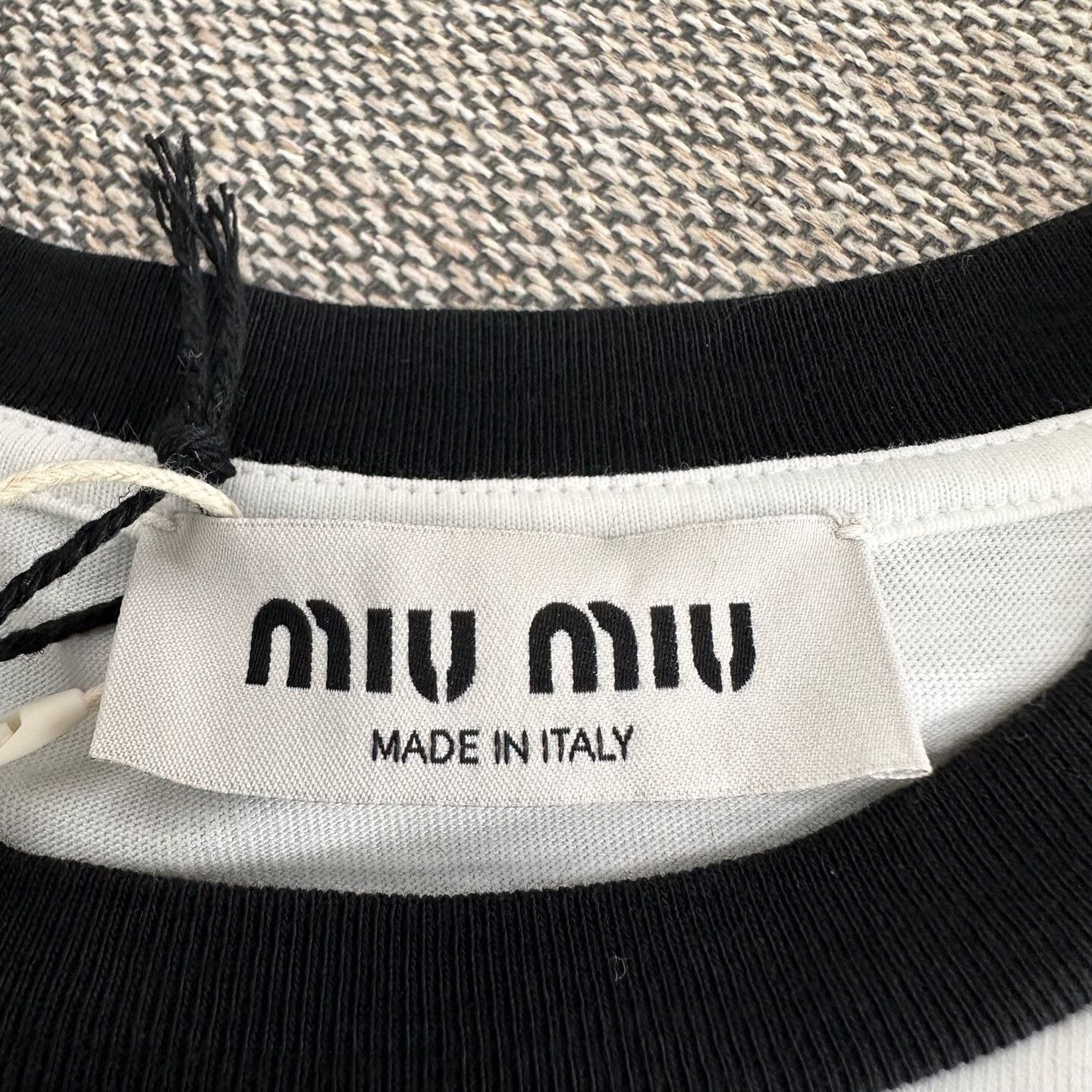 Miu Miu Miu Miu White T-Shirt XS Women Size XS / US 0-2 / IT 36-38 - 4 Thumbnail