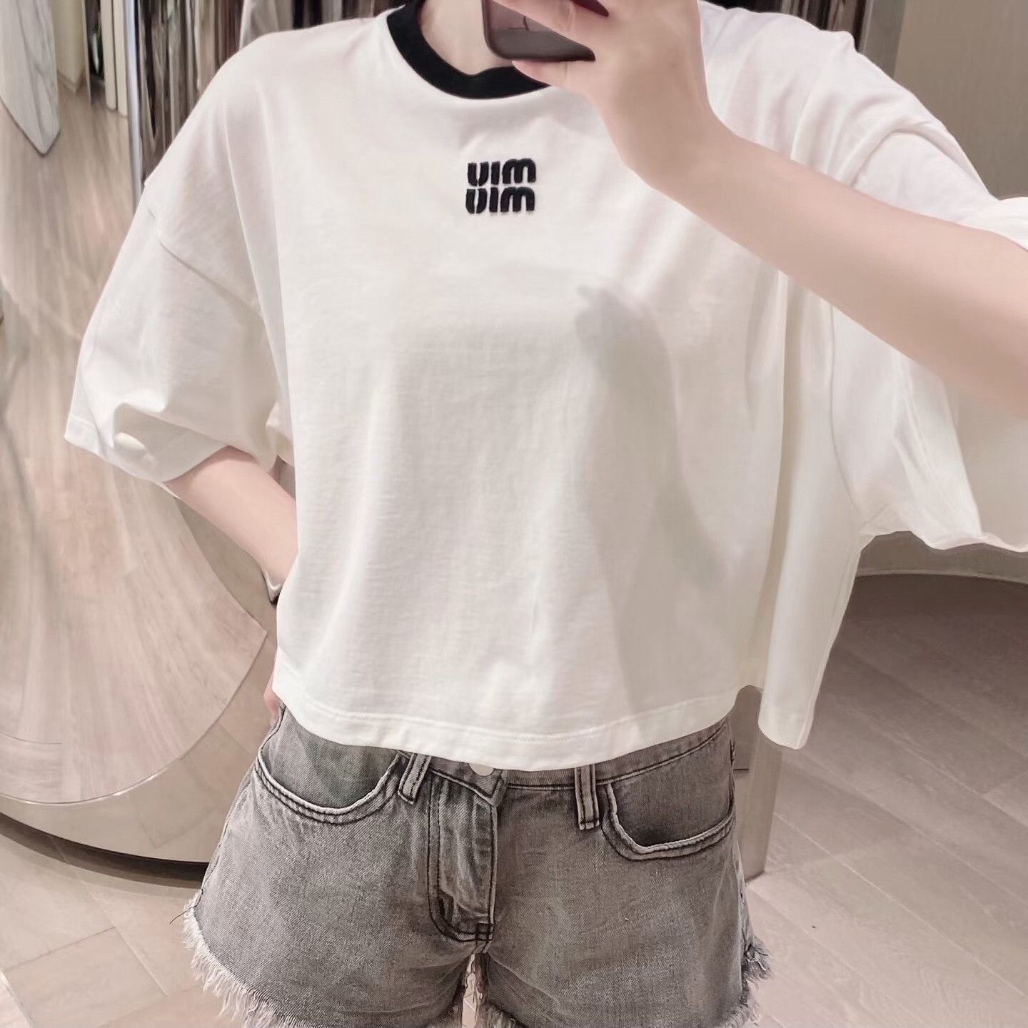 Miu Miu Miu Miu White T-Shirt XS Women Size XS / US 0-2 / IT 36-38 - 7 Thumbnail