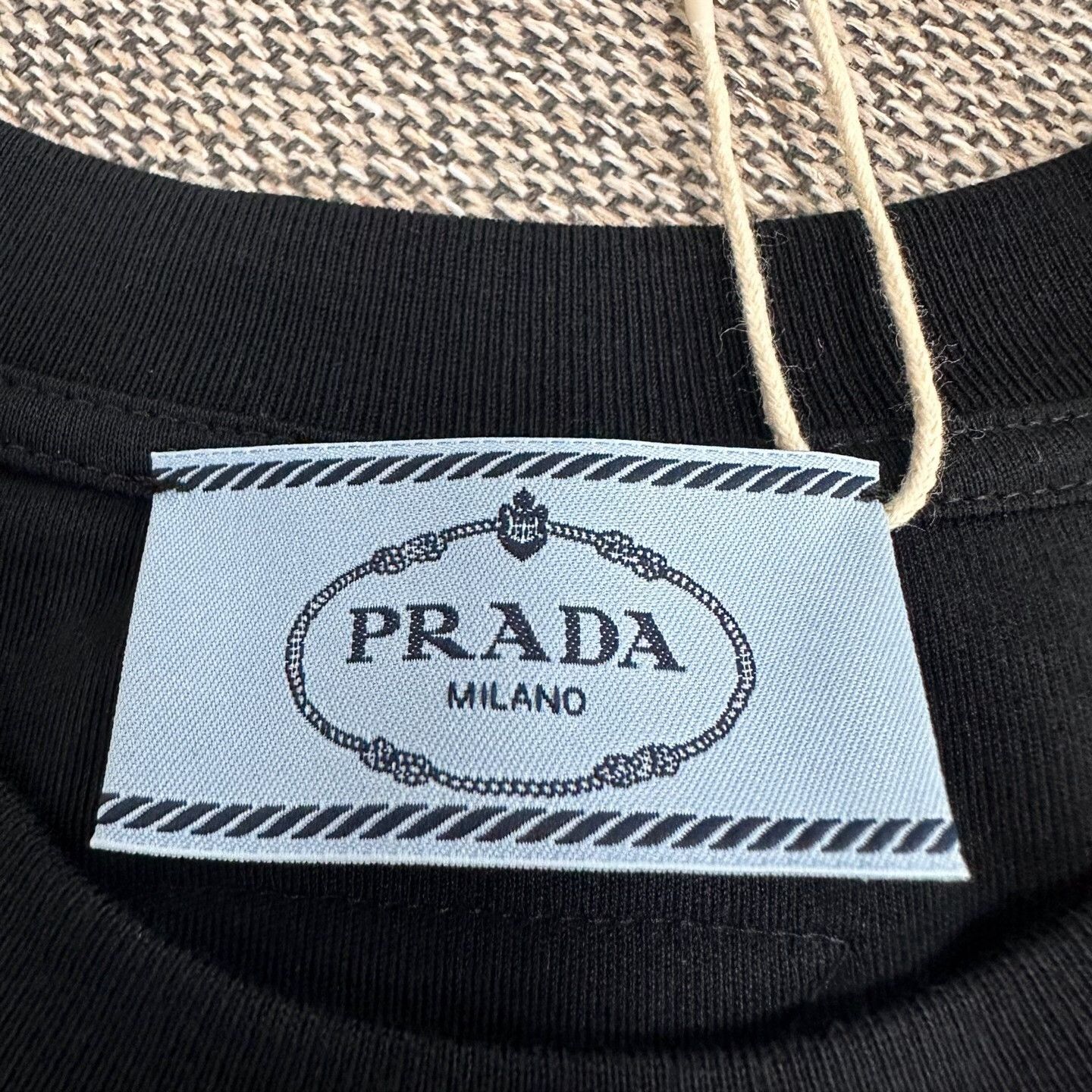 Prada Prada High-Waist Black T-Shirt S Women Size S / US 4 / IT 40 - 3 Thumbnail