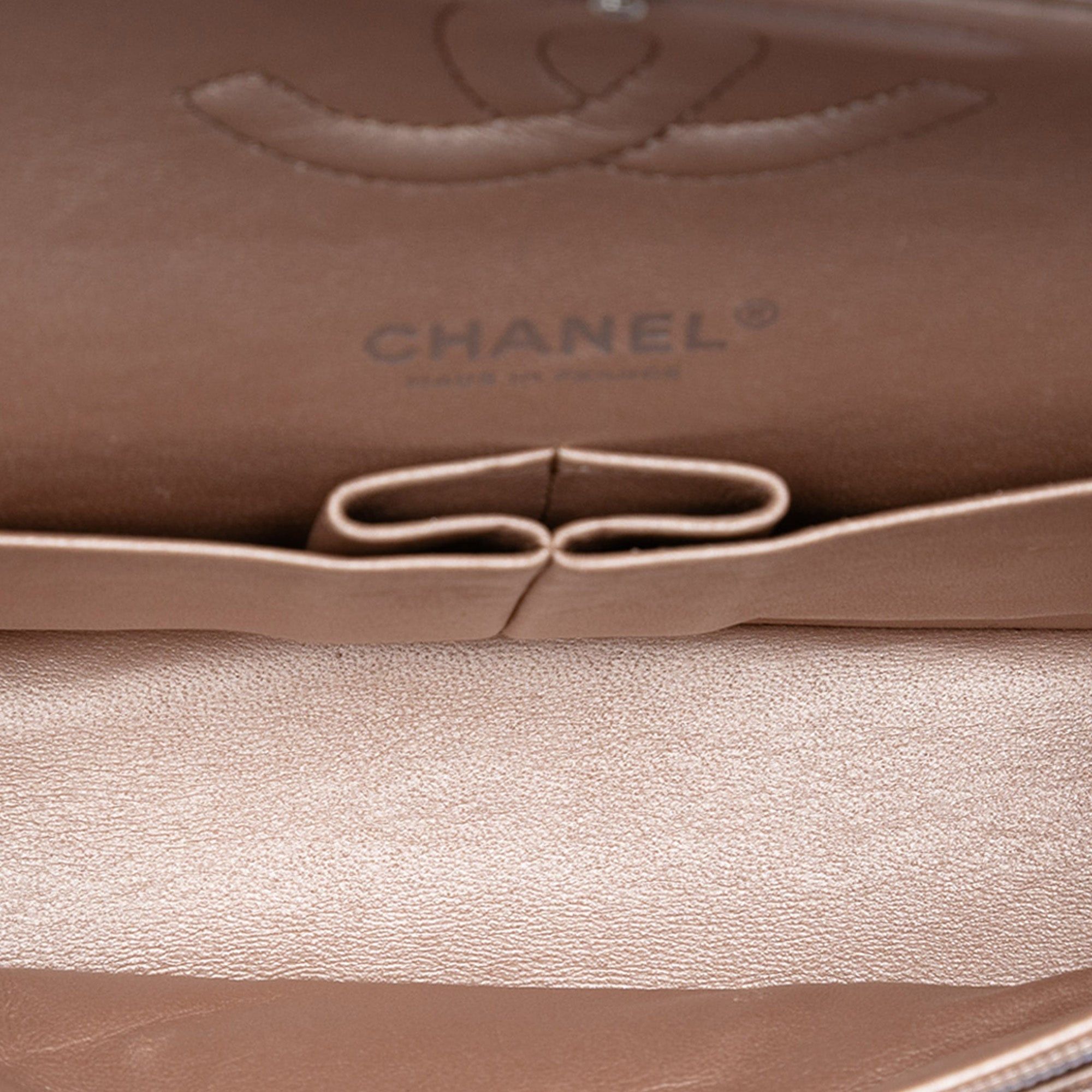 Chanel Medium Classic Calfskin Pixel Effect Double Flap Size ONE SIZE - 4 Thumbnail