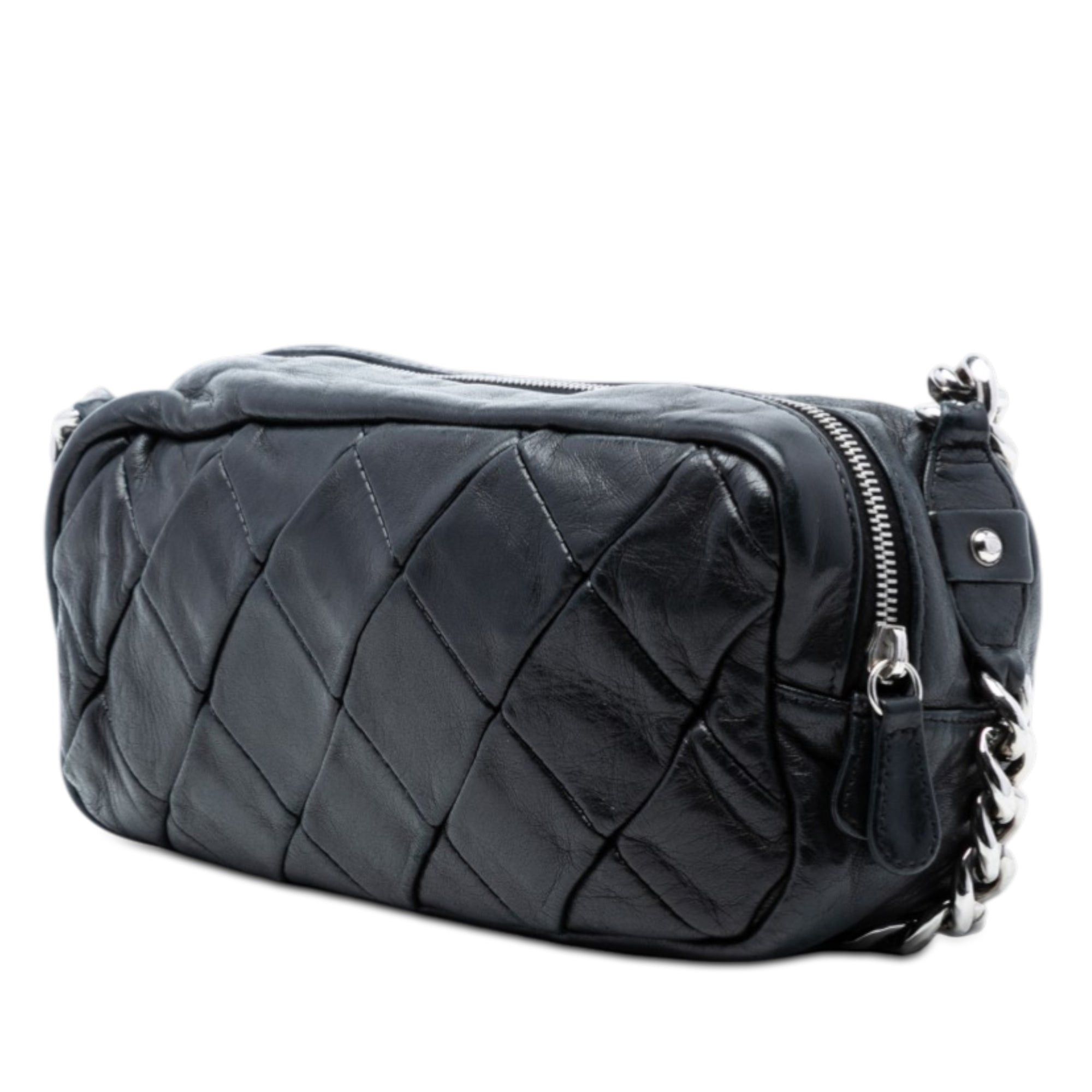 Chanel Quilted Lambskin Chain Shoulder Bag Size ONE SIZE - 2 Thumbnail