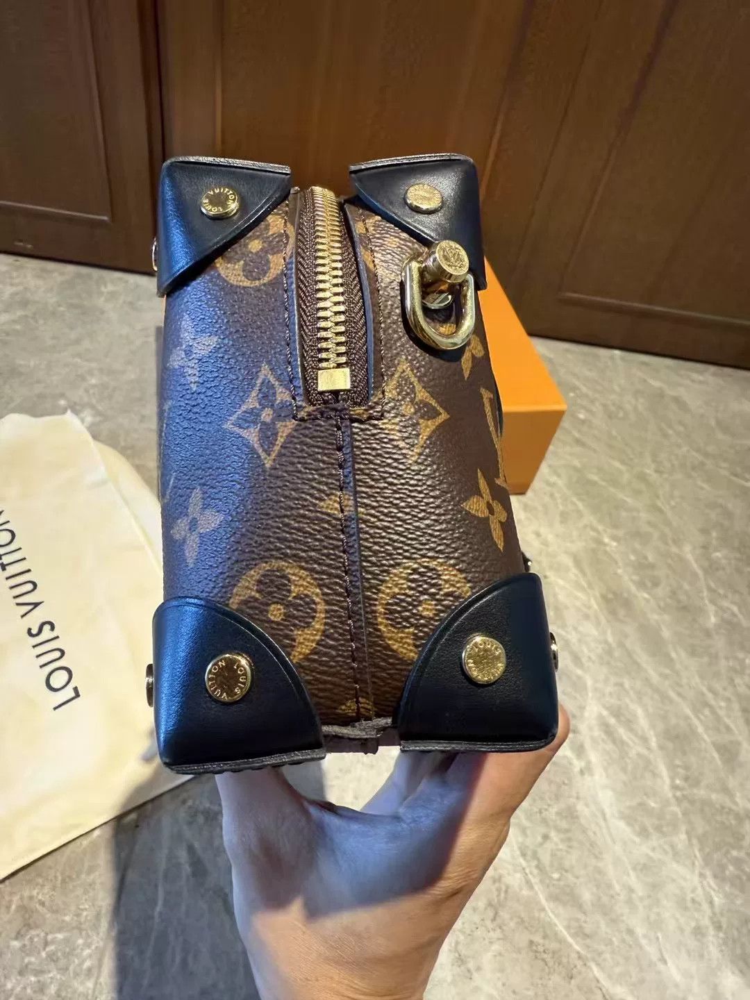 Louis Vuitton Louis Vuitton Shoulder Bag M Women Size ONE SIZE - 4 Thumbnail