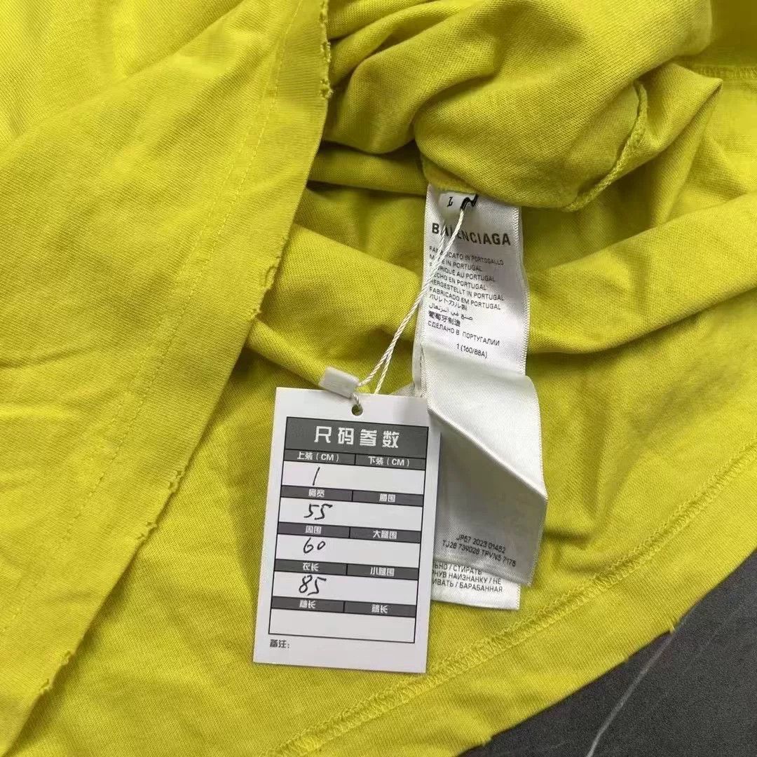 Balenciaga Balenciaga Limited Yellow T-Shirt 24 Women Size XS / US 0-2 / IT 36-38 - 6 Thumbnail