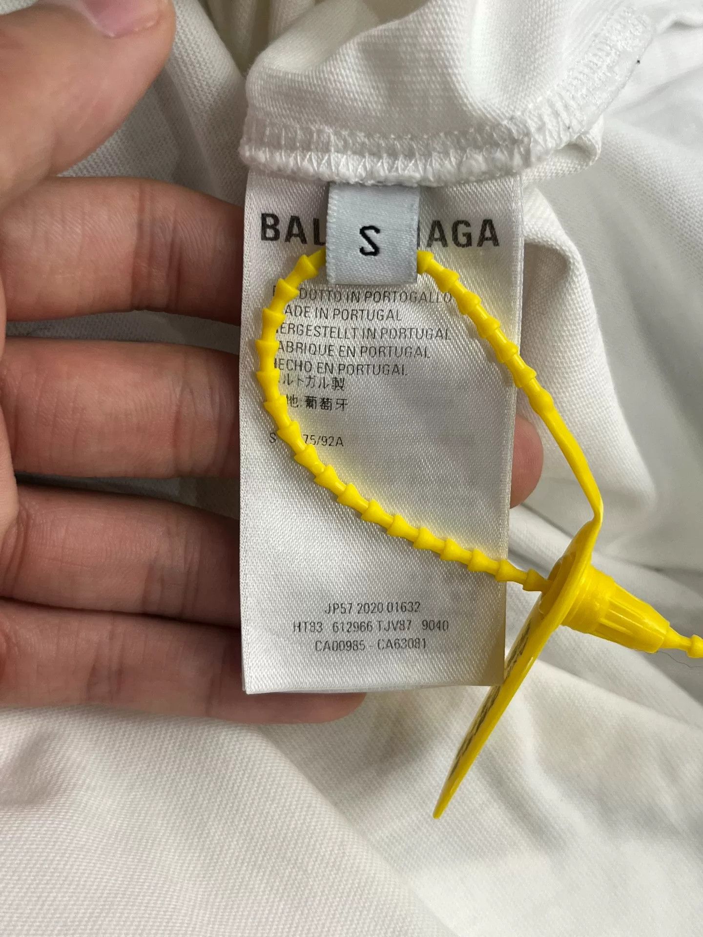 Balenciaga Balenciaga Oversized White T-Shirt S Men Size US S / EU 44-46 / 1 - 3 Thumbnail