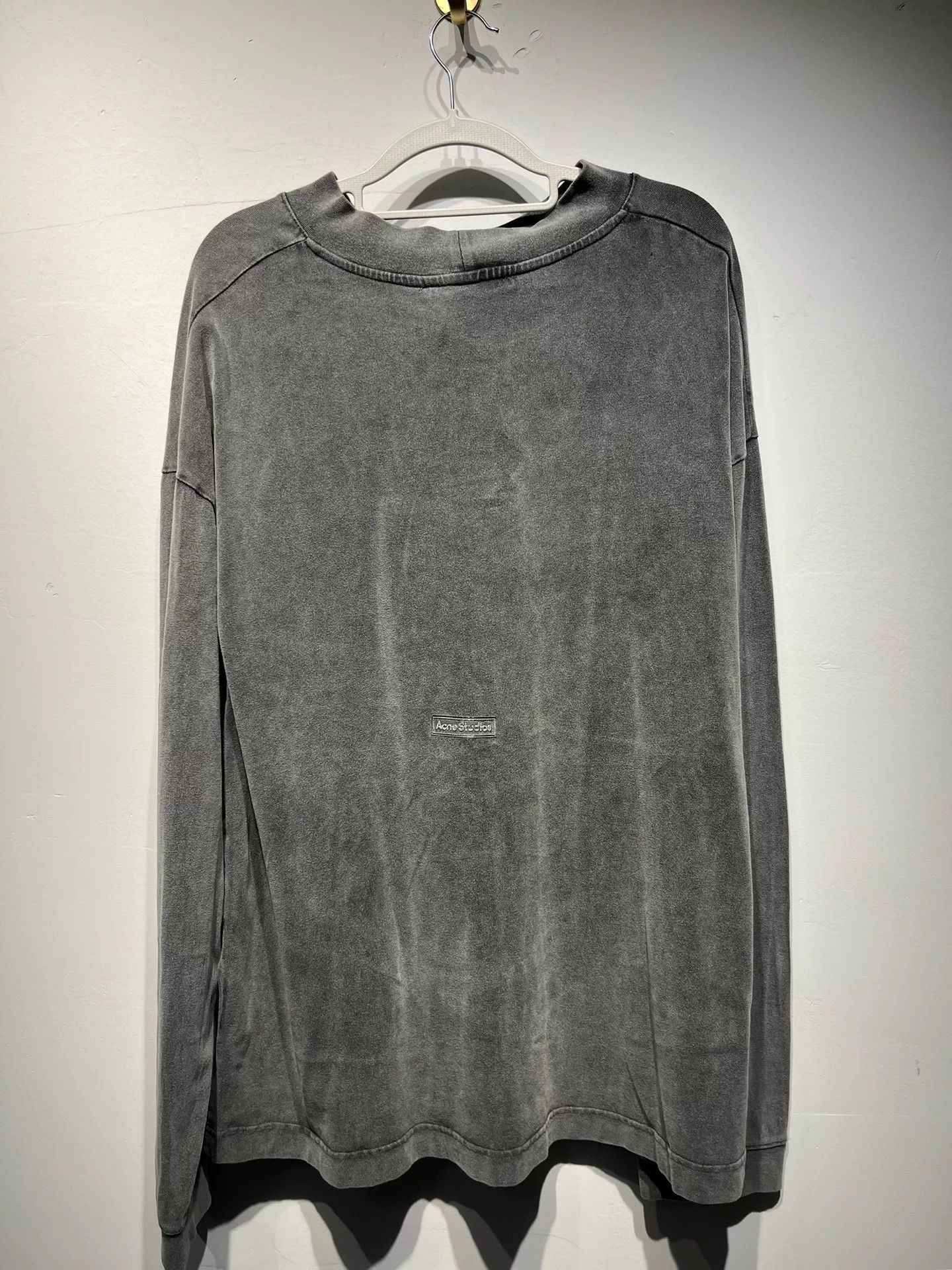 Acne Studios Acne Studios Distressed T-Shirt M Men Size US M / EU 48-50 / 2 - 2 Thumbnail