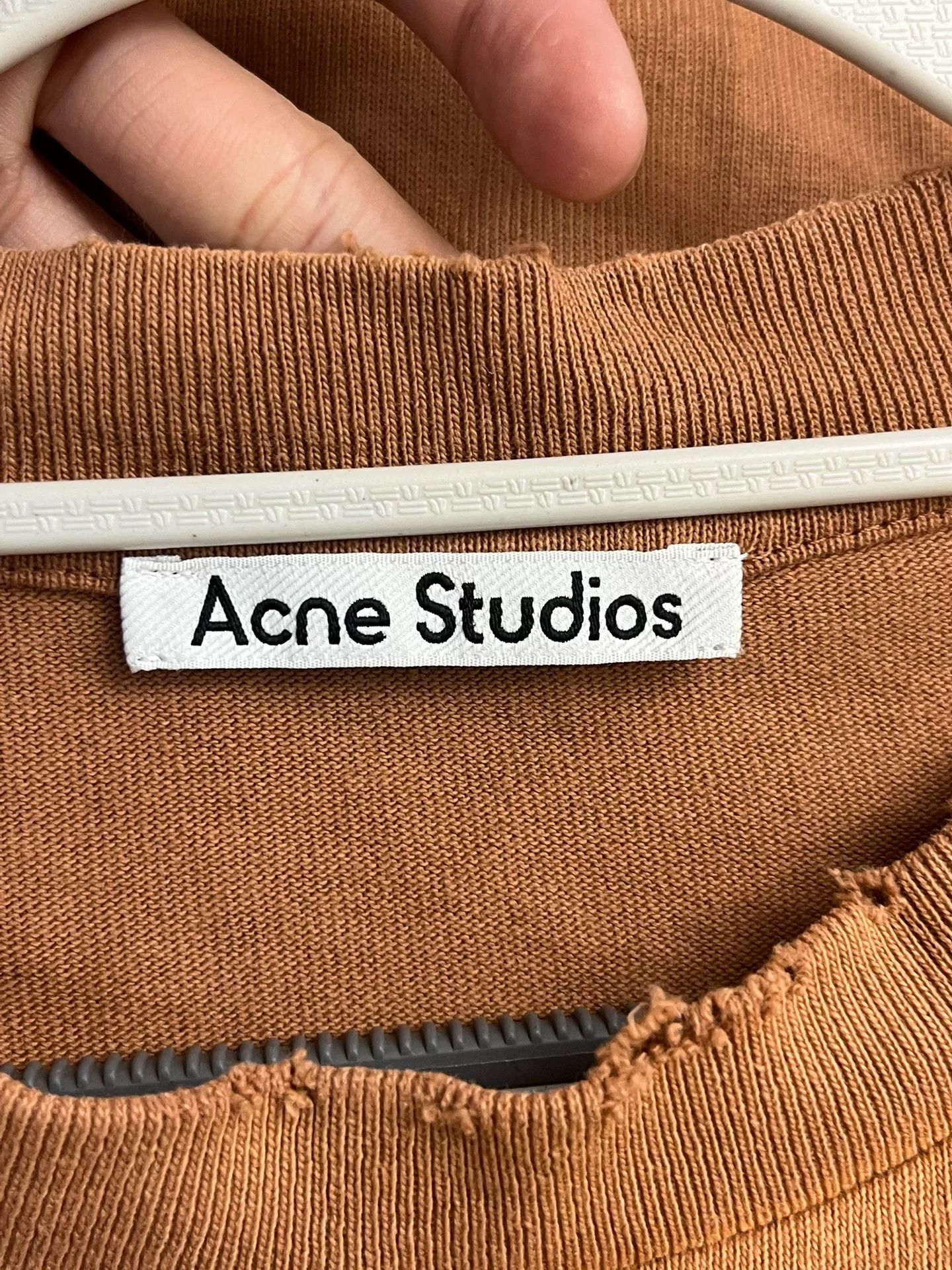 Acne Studios Acne Studios Printed Red T-Shirt XS Women Size XS / US 0-2 / IT 36-38 - 3 Thumbnail