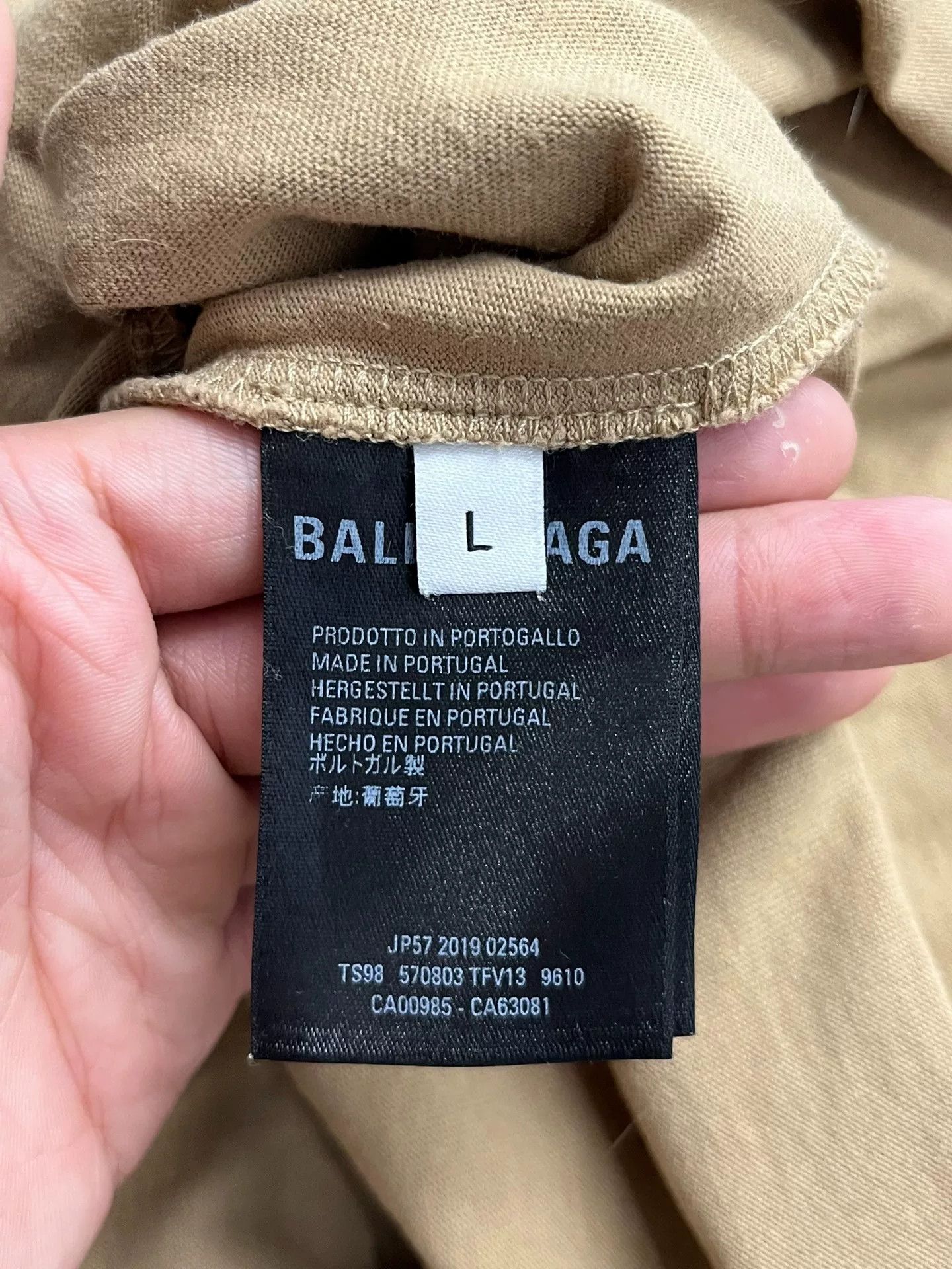 Balenciaga Balenciaga Retro Embroidered Yellow T-Shirt L Men Size US L / EU 52-54 / 3 - 4 Thumbnail