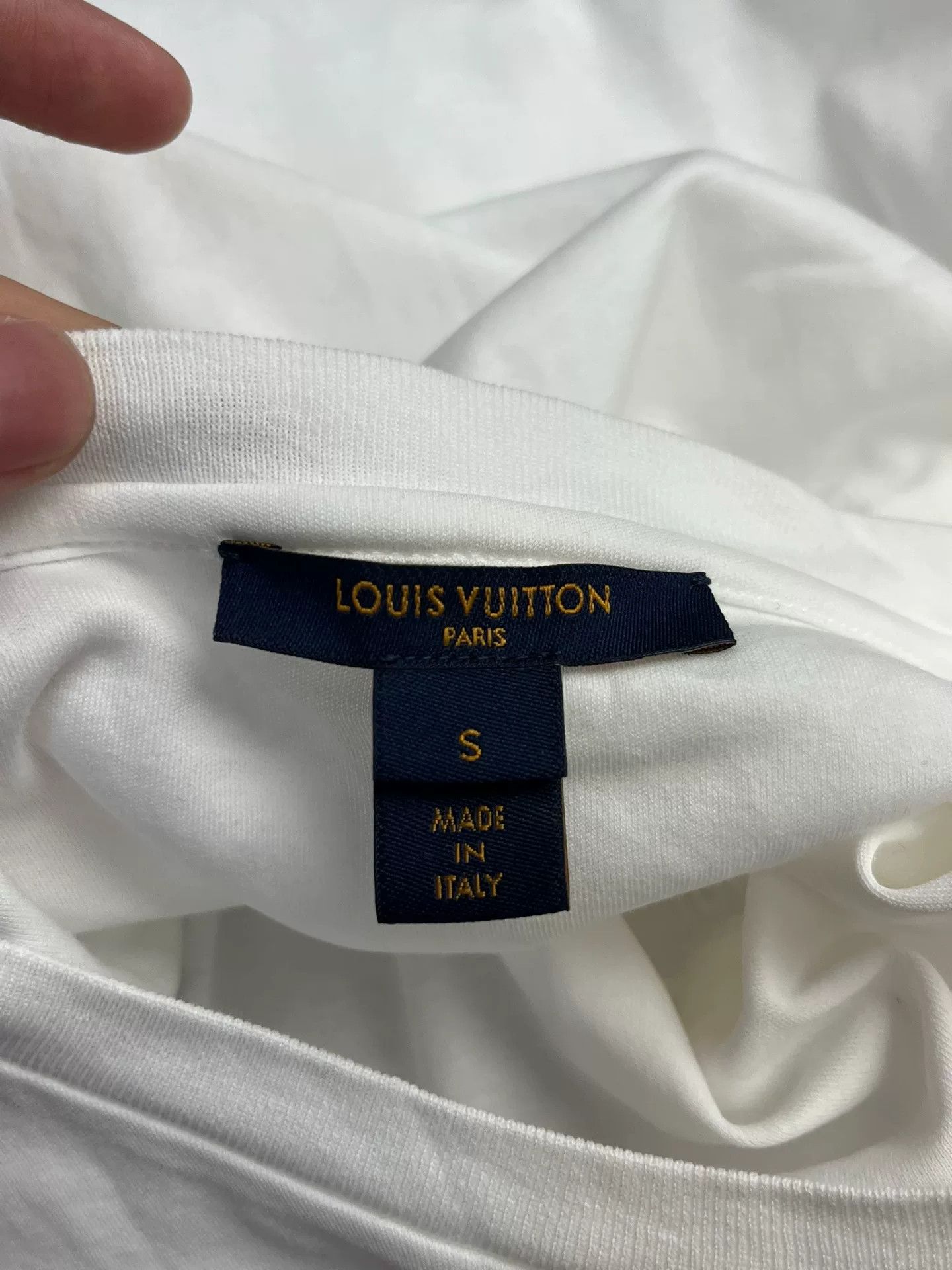 Louis Vuitton Louis Vuitton White T-Shirt S Men Size US S / EU 44-46 / 1 - 3 Thumbnail