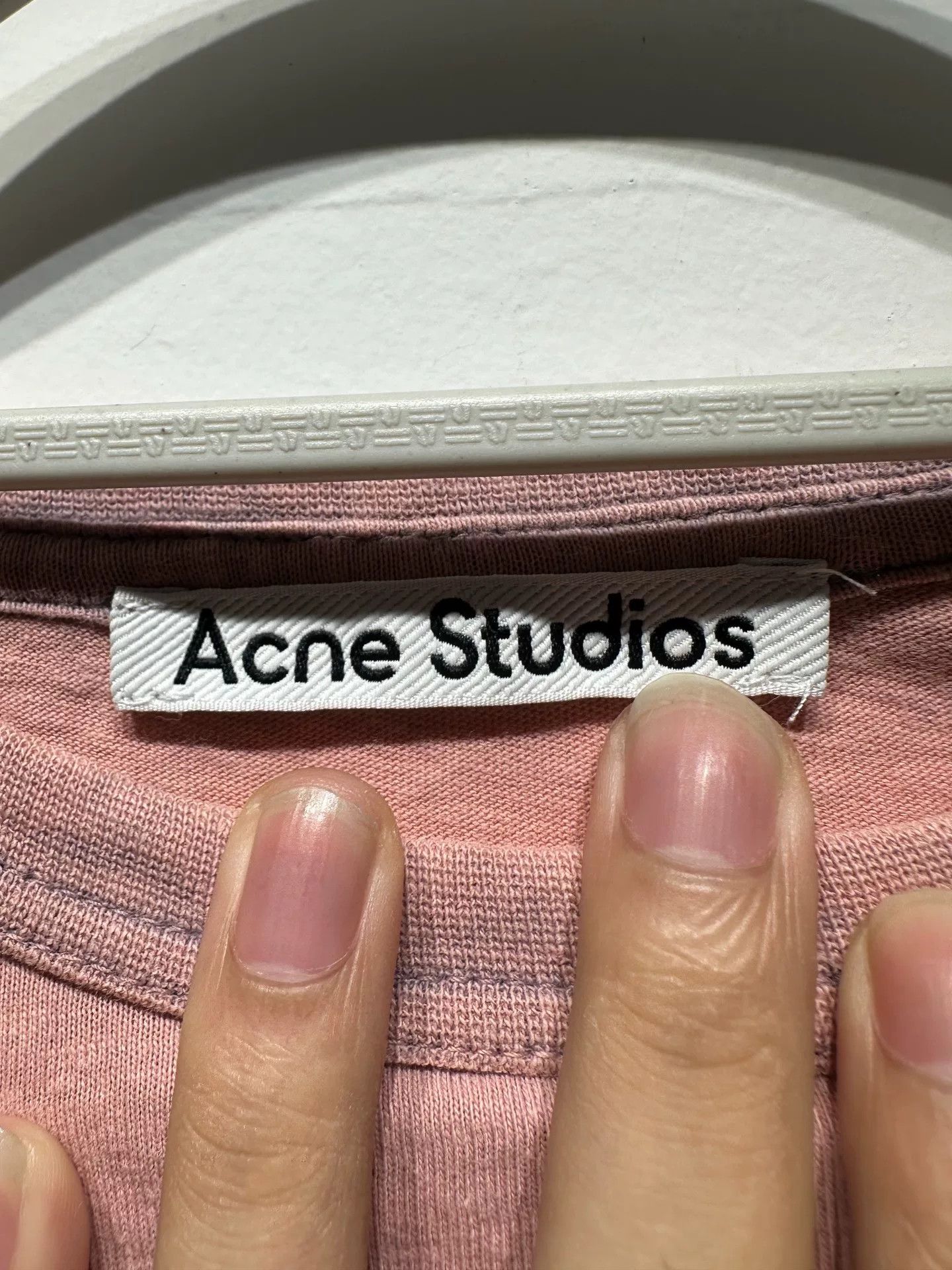Acne Studios Acne Studios Printed Red T-Shirt XS Women Size XS / US 0-2 / IT 36-38 - 2 Thumbnail