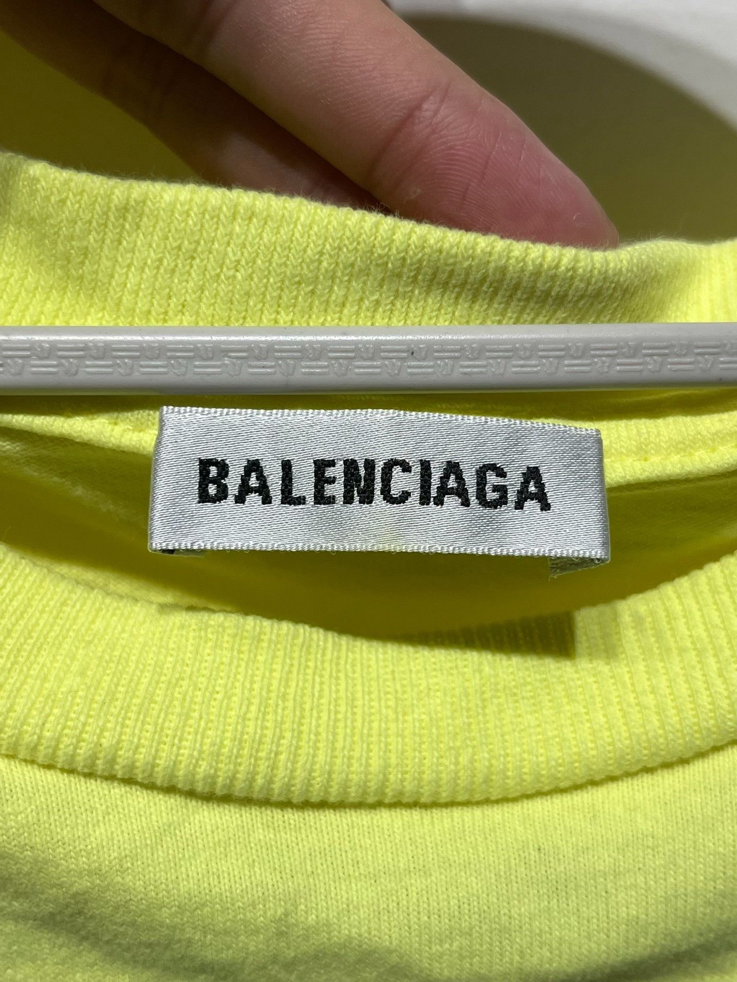 Balenciaga Balenciaga Yellow T-Shirt M Women Size M / US 6-8 / IT 42-44 - 3 Thumbnail