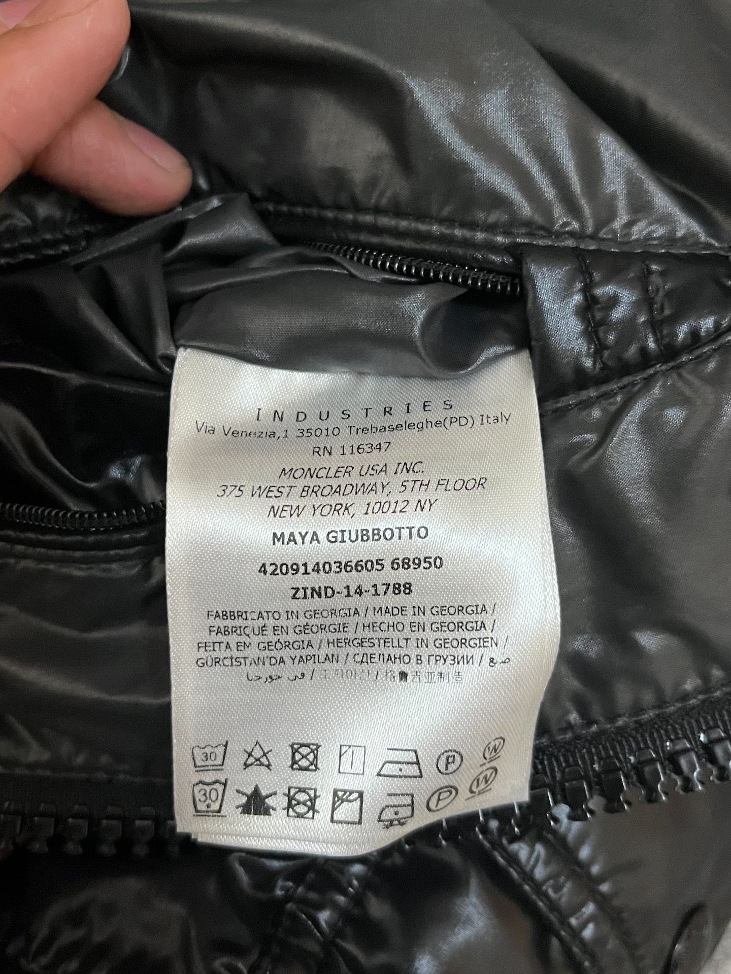 Moncler Moncler Down Black Heavy Coat 3 Men Size US XS / EU 42 / 0 - 6 Thumbnail