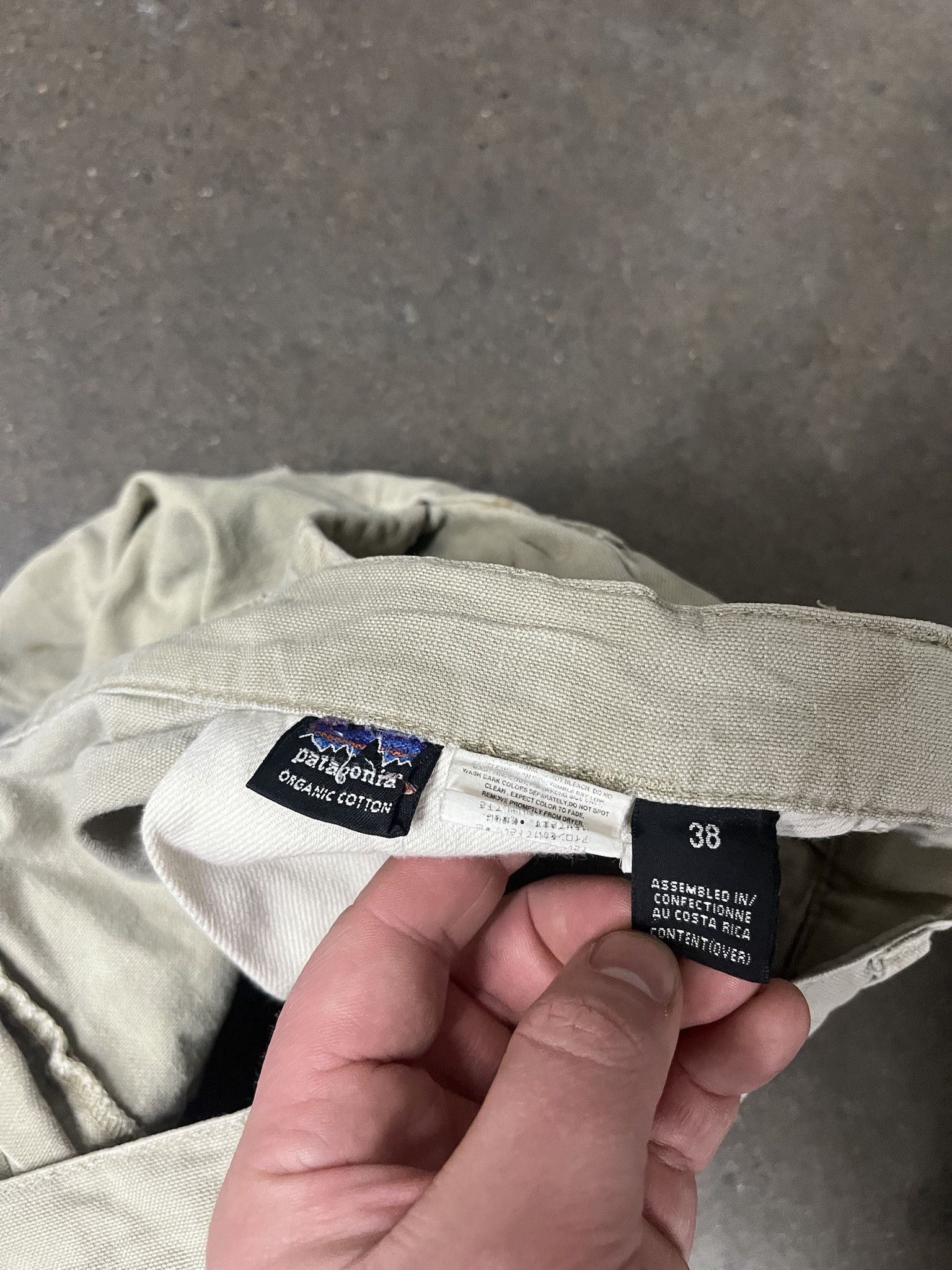 Patagonia × Vintage Vintage 1990s Patagonia Organic Cotton Canvas Climbing Shorts Size 39 Size US 39 - 2 Thumbnail